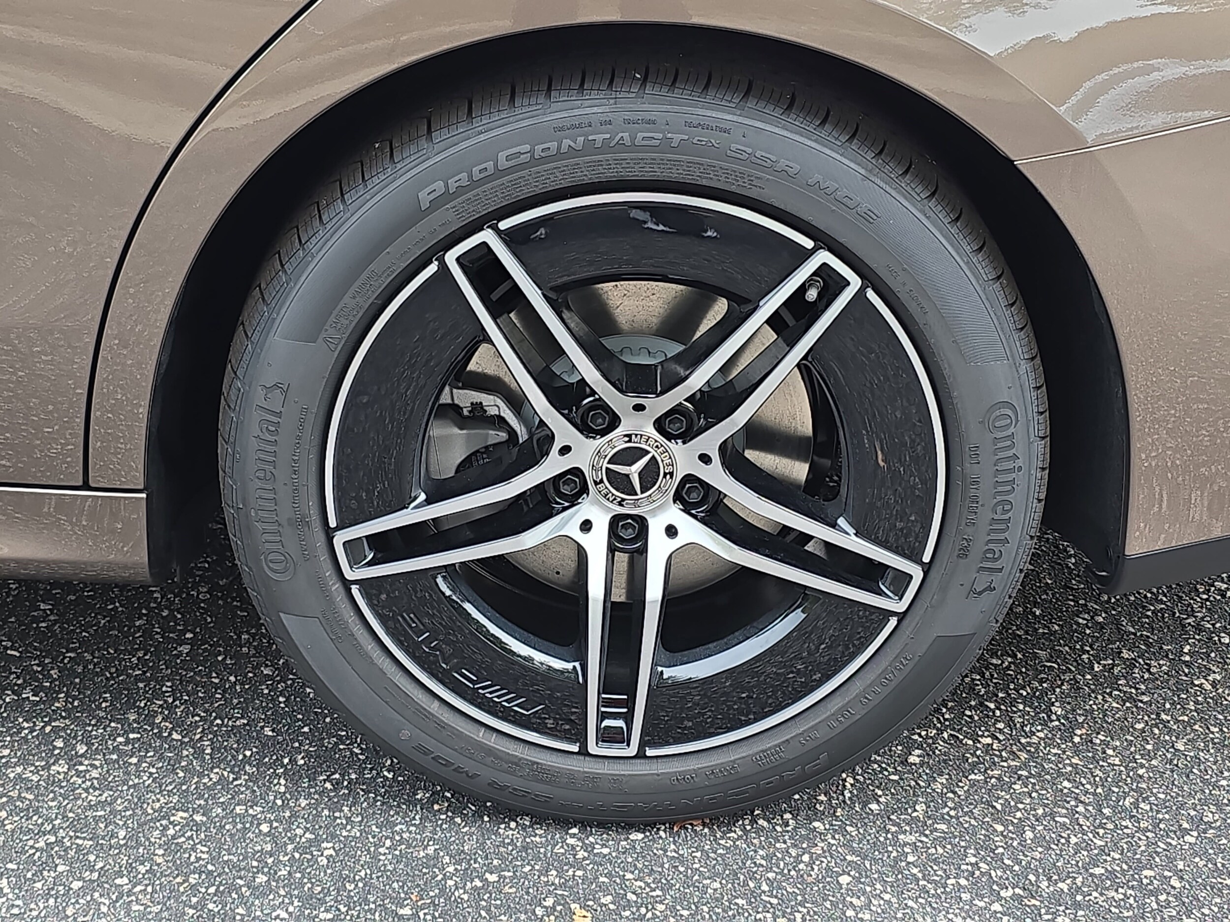 2026 Mercedes-Benz E-Class E350 - Photo 34