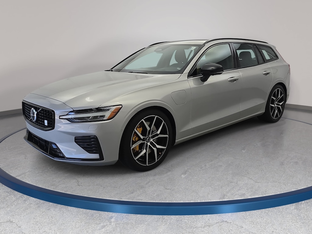 Used 2024 Volvo V60 plug-in hybrid T8 Polestar Engineered Wagon