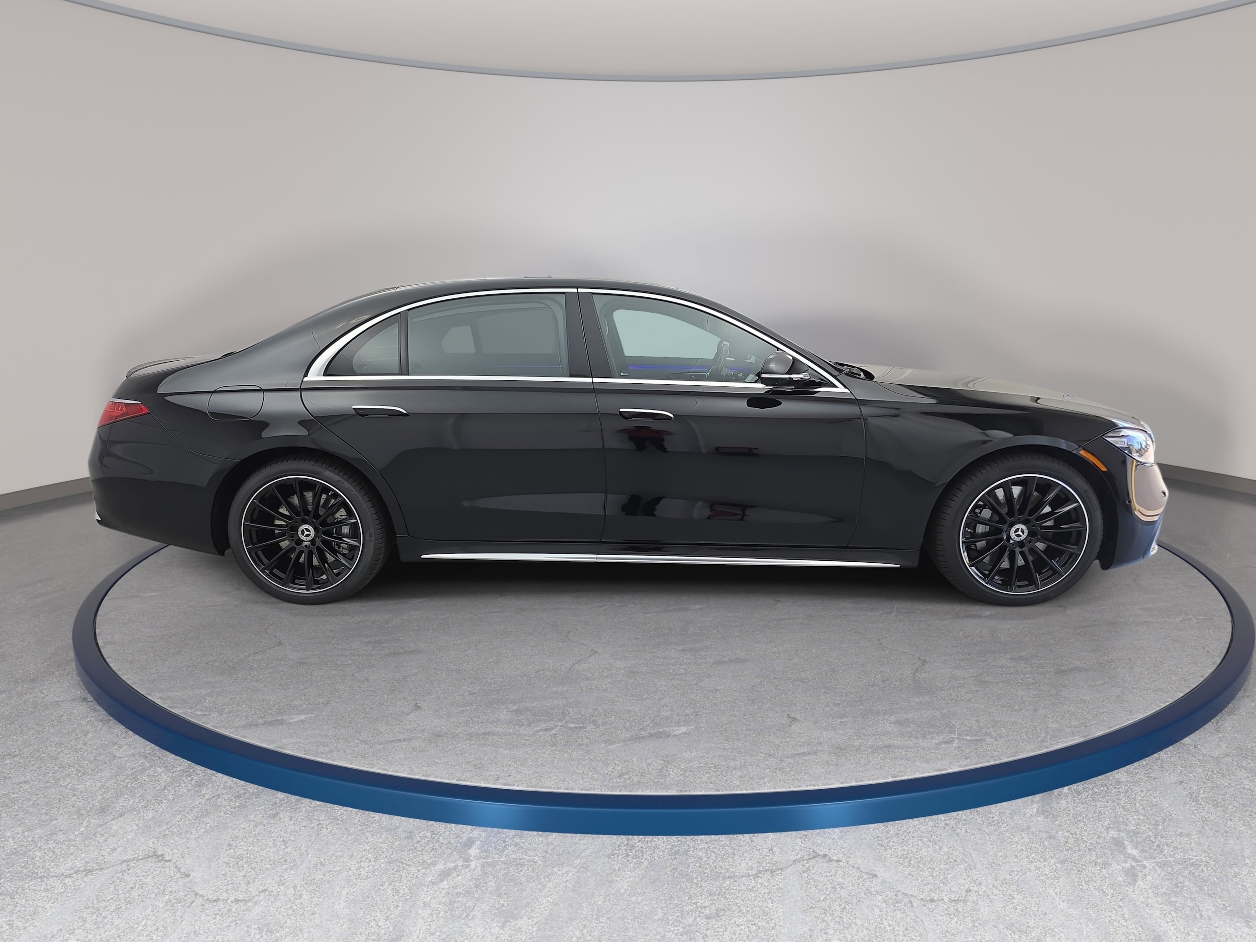 2026 Mercedes-Benz S-Class S 580 - Photo 4