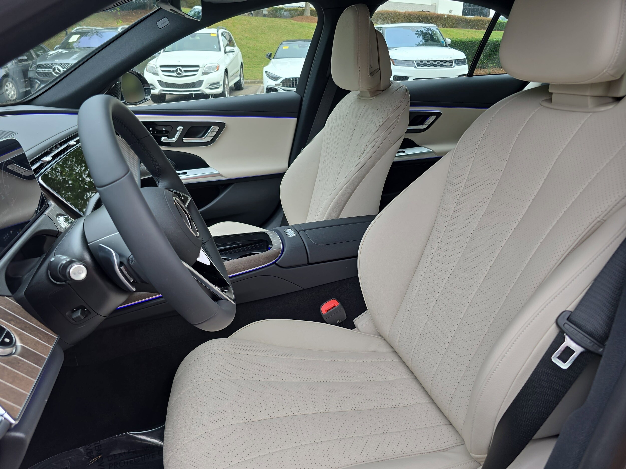 2026 Mercedes-Benz E-Class E350 - Photo 15