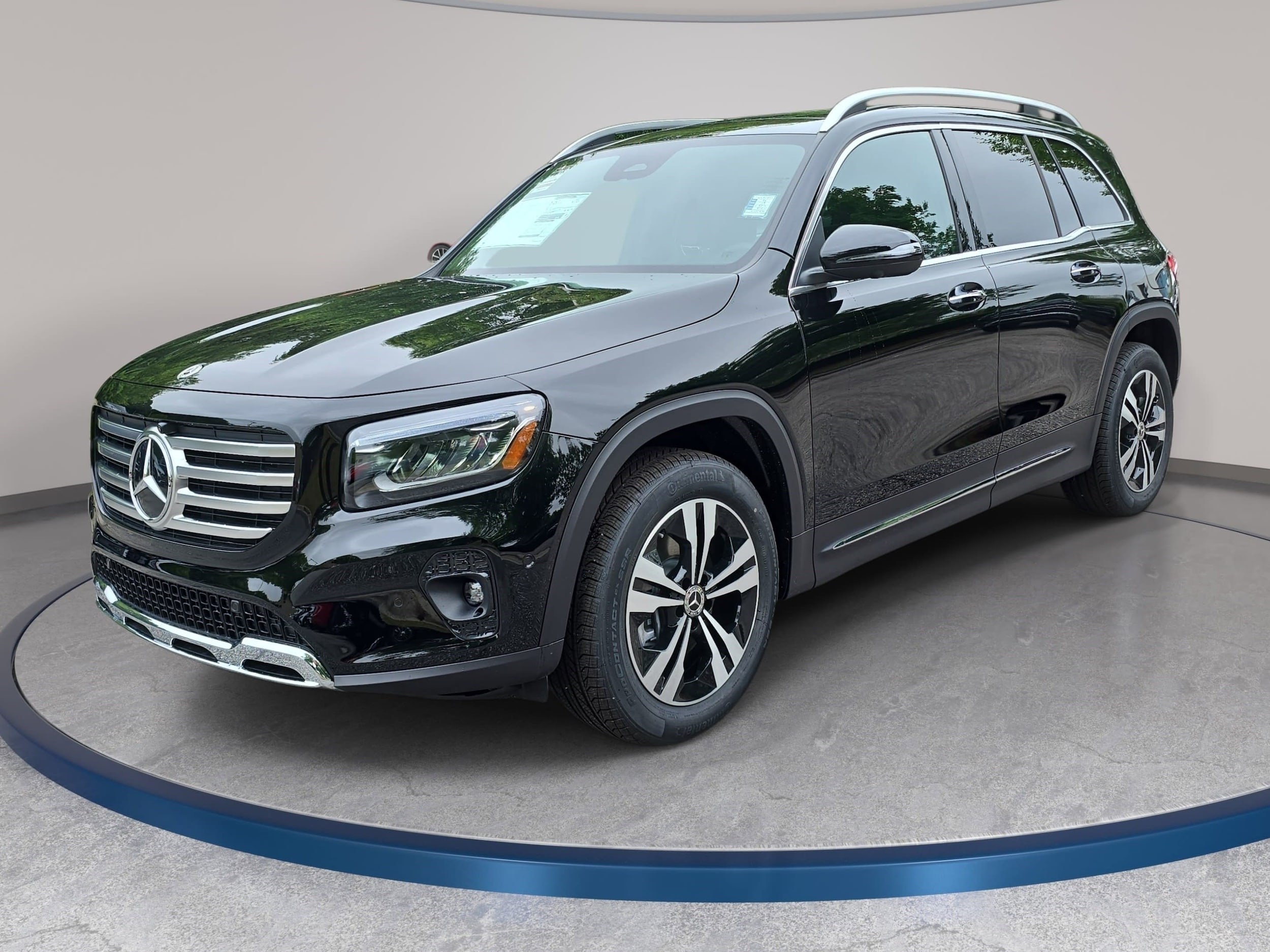 2026 Mercedes-Benz GLB GLB 250's photo