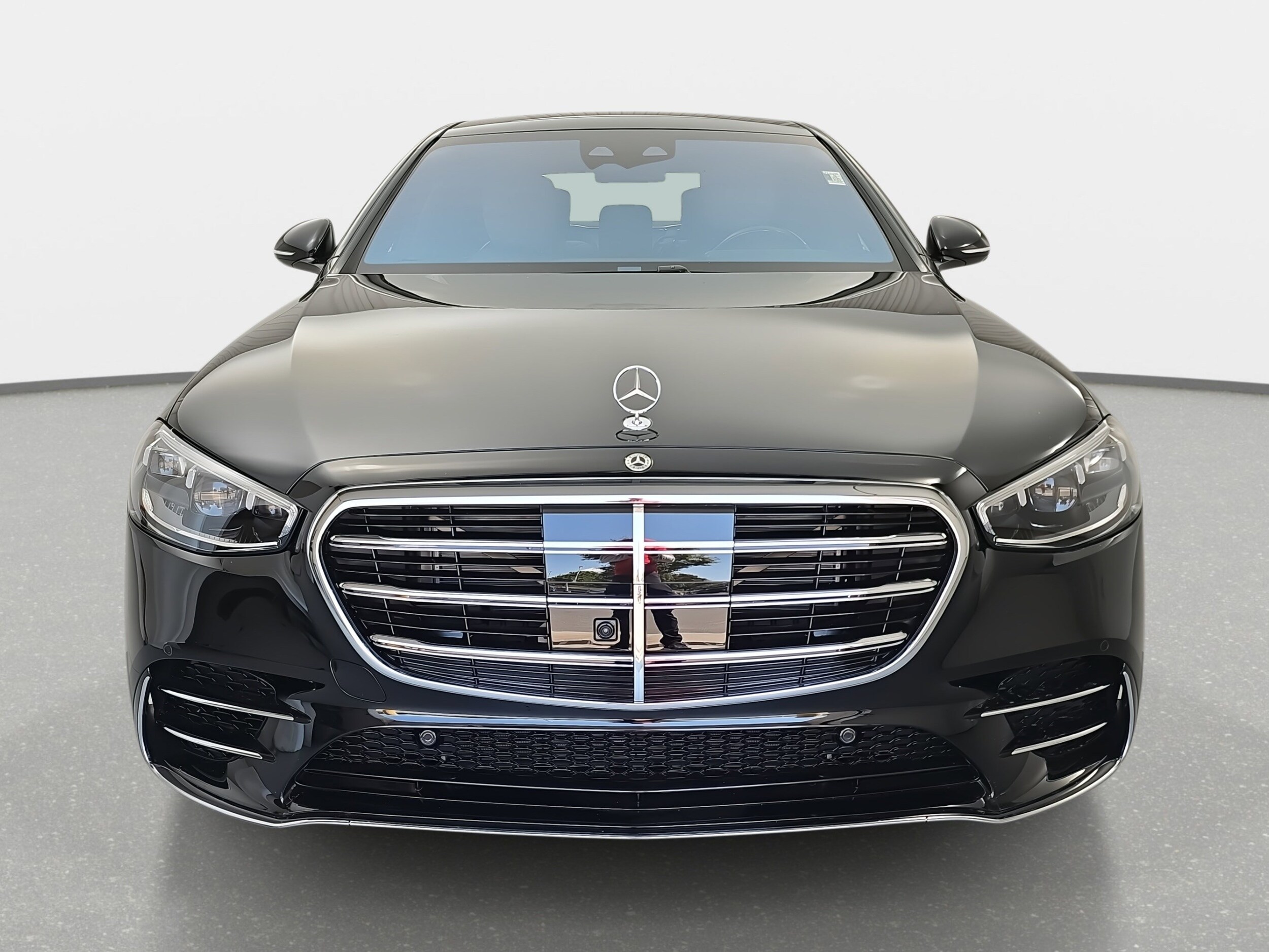 2026 Mercedes Benz S 580 4MATIC photo 2