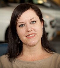 Staff member Anne Barnes from ID_f03876353021