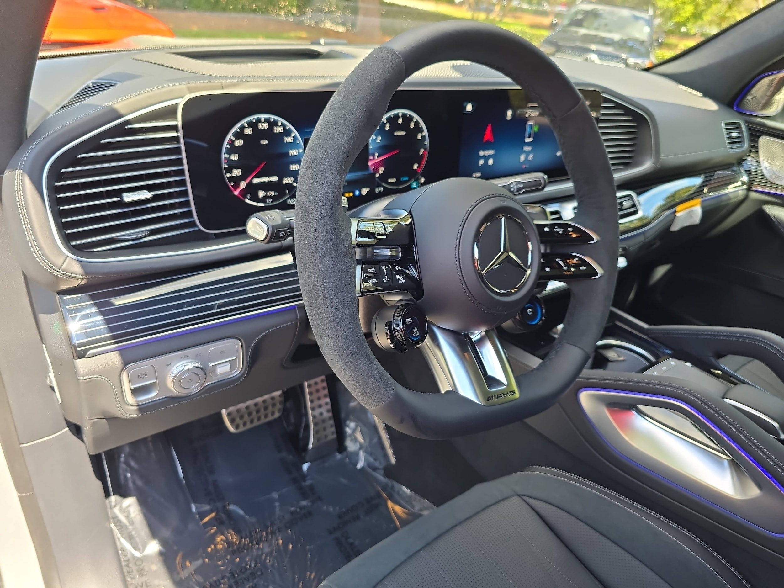 2026 Mercedes-Benz GLS AMG GLS 63 - Photo 17