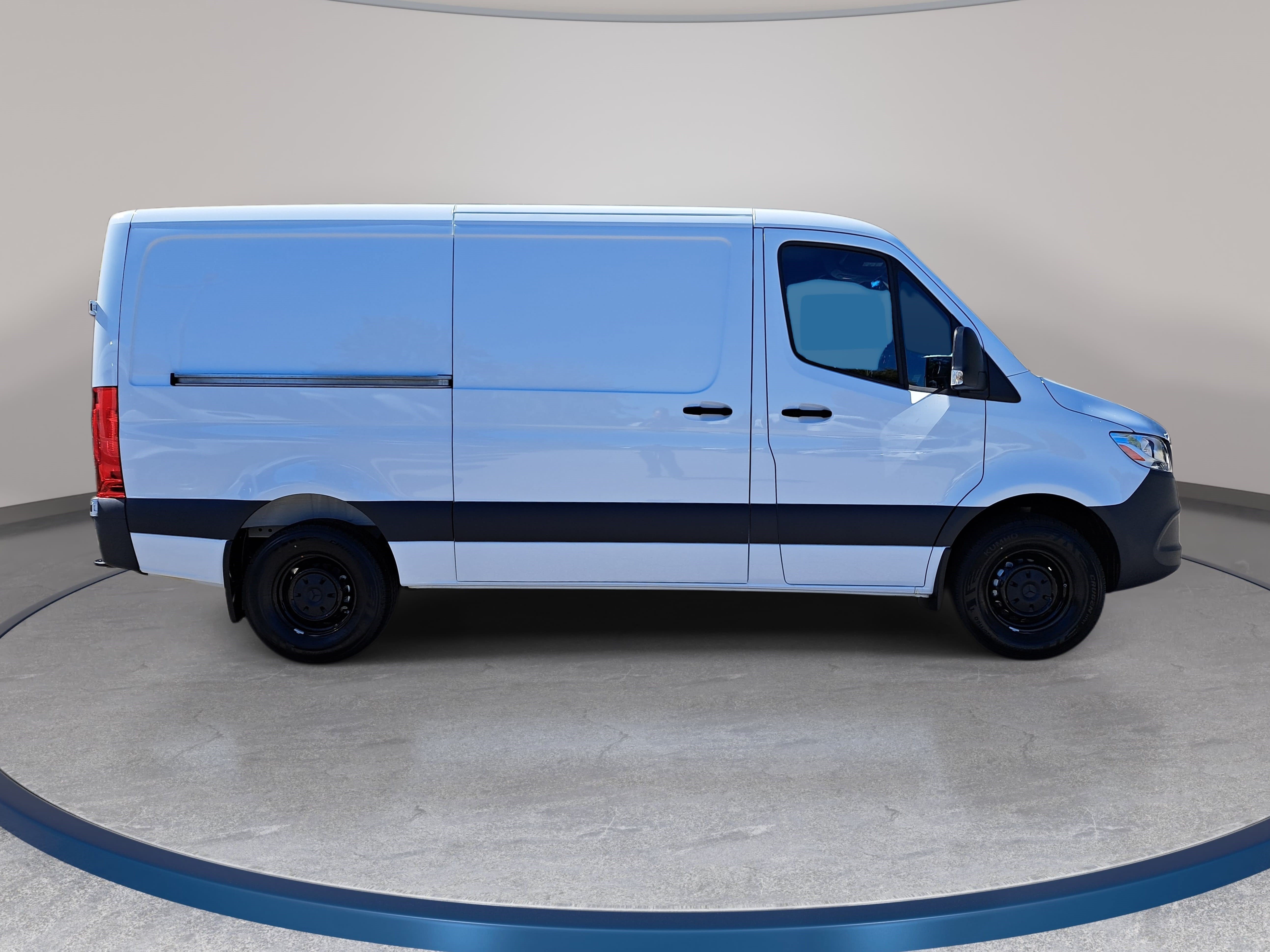 New 2027 Mercedes-Benz Sprinter 2500 Standard Roof 4-Cyl Diesel