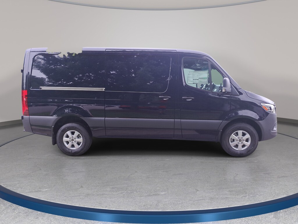 New 2026 Mercedes-Benz Sprinter 2500 Standard Roof 4-Cyl Diesel