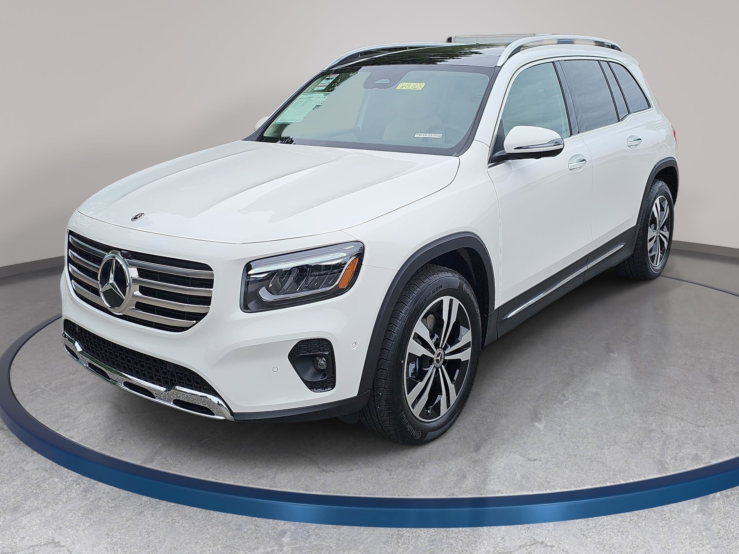 2026 Mercedes-Benz GLB GLB 250's photo