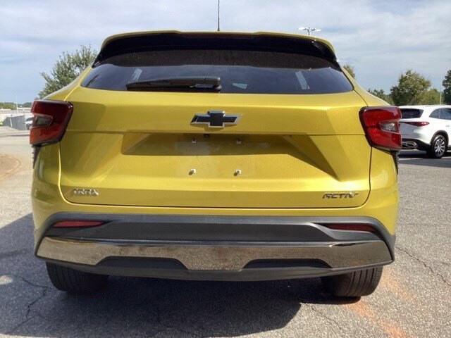 2024 Chevrolet Trax ACTIV photo 2