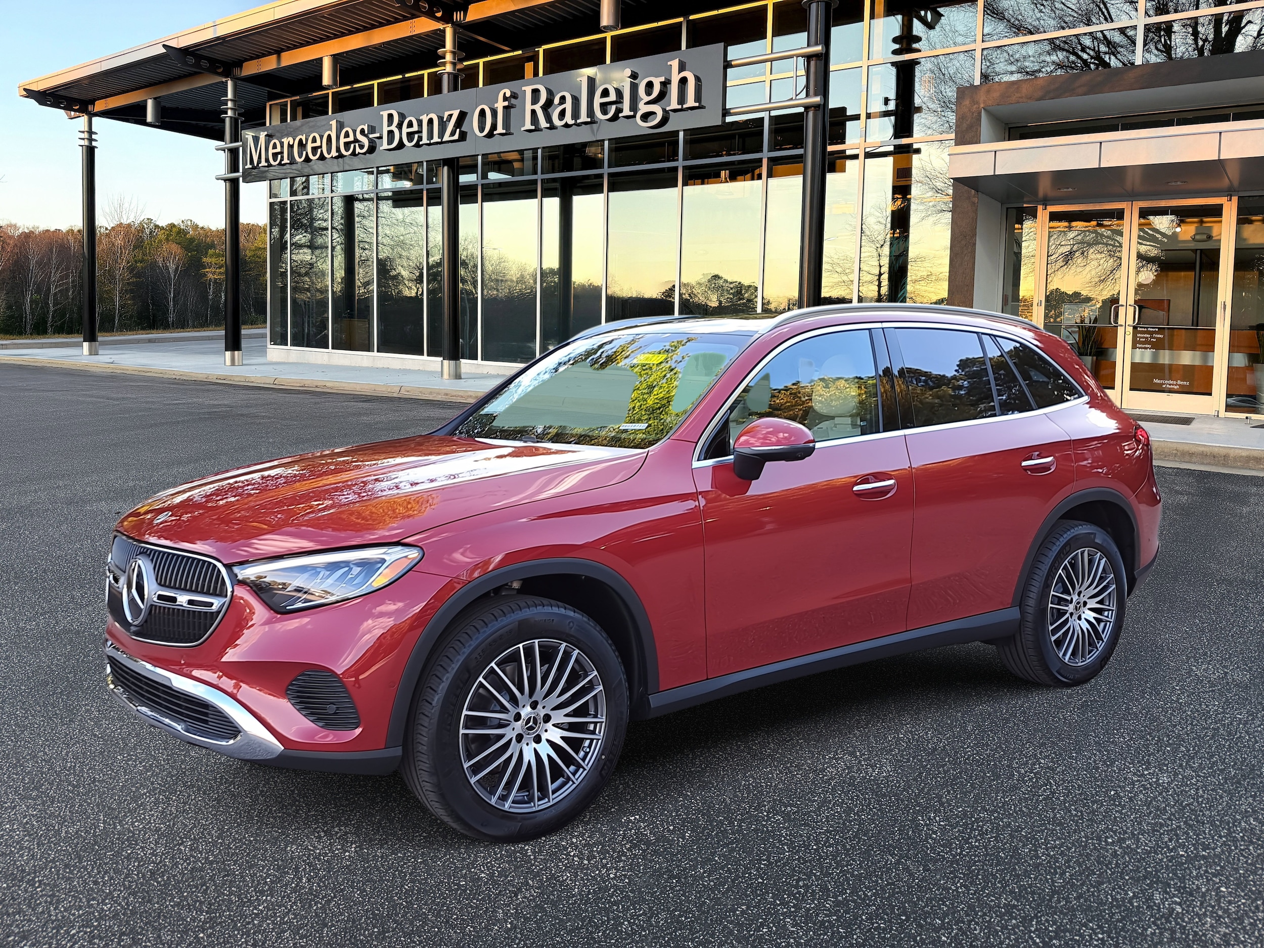 2026 Mercedes-Benz GLC Base's photo