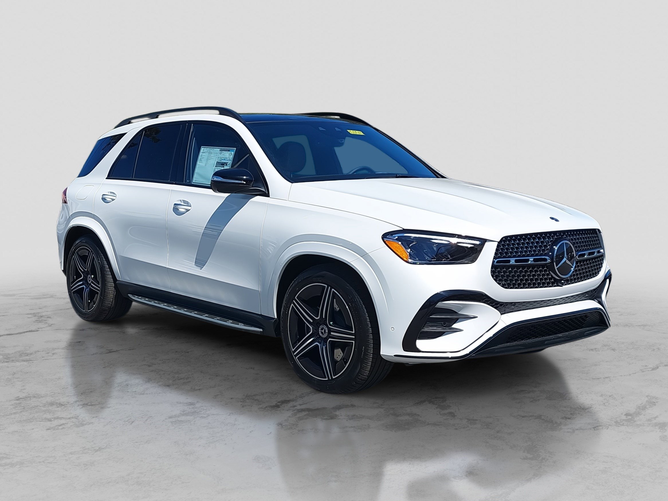 2025 Mercedes Benz GLE 450 4MATIC photo 3