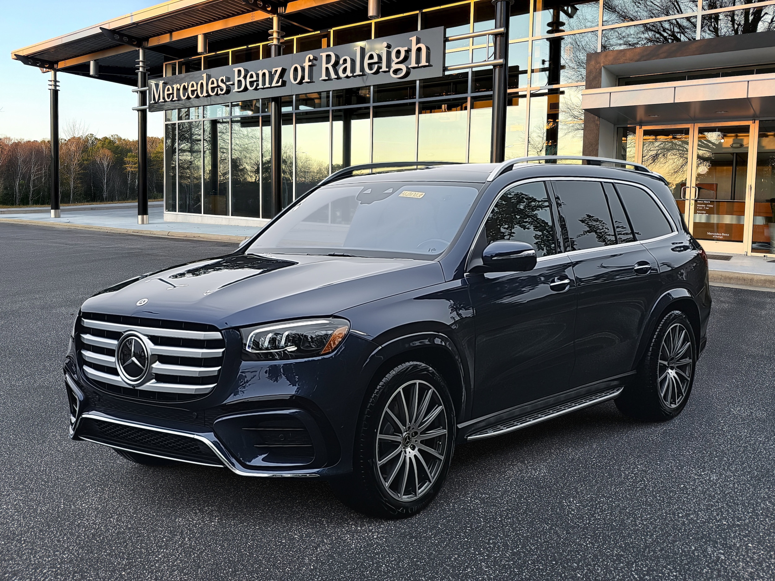 2026 Mercedes-Benz GLS Base's photo