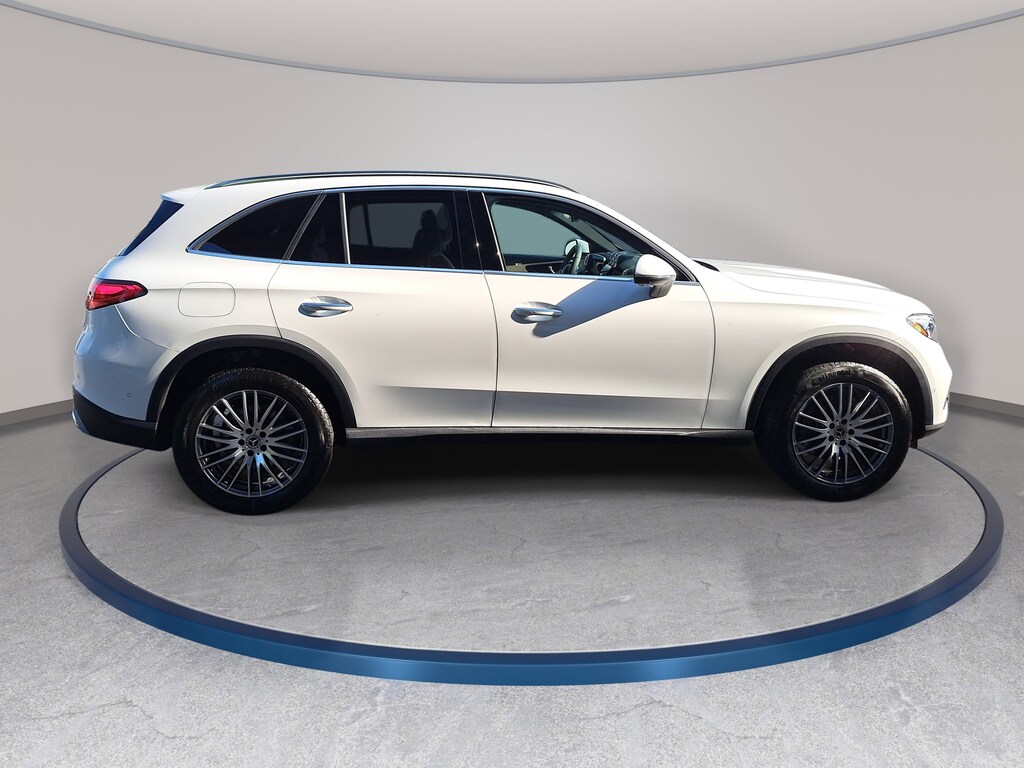 New 2026 Mercedes-Benz GLC 300 SUV