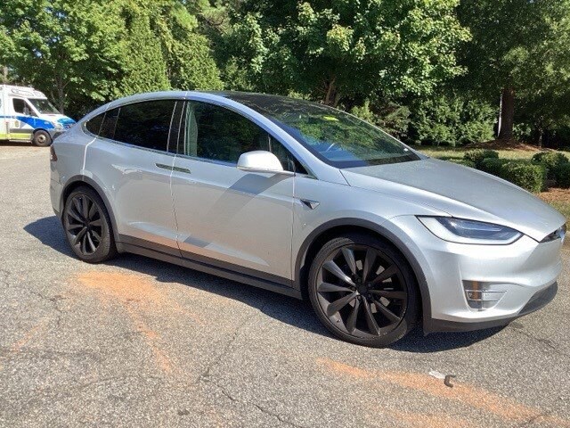 2017 Tesla Model X 75D photo 2