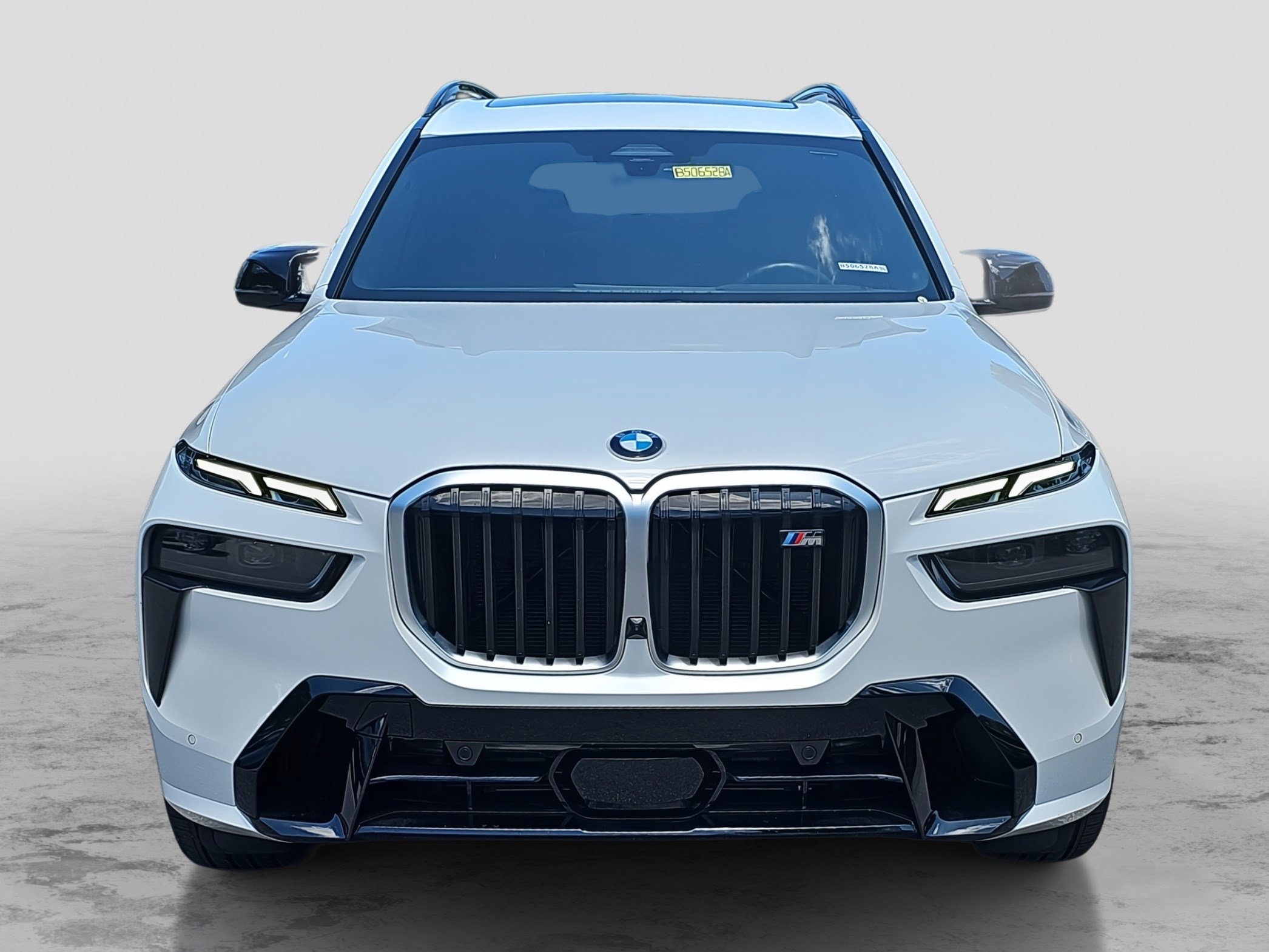 2025 Bmw X7 M60i photo 2