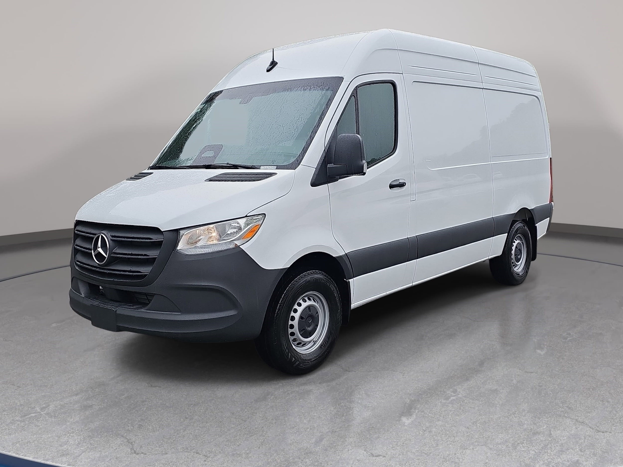 2026 Mercedes-Benz Sprinter 2500 144 WB's photo