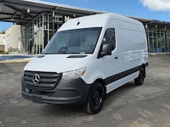 2025 Mercedes-Benz Sprinter 2500 Standard Roof 4-Cyl Diesel Van Cargo Van