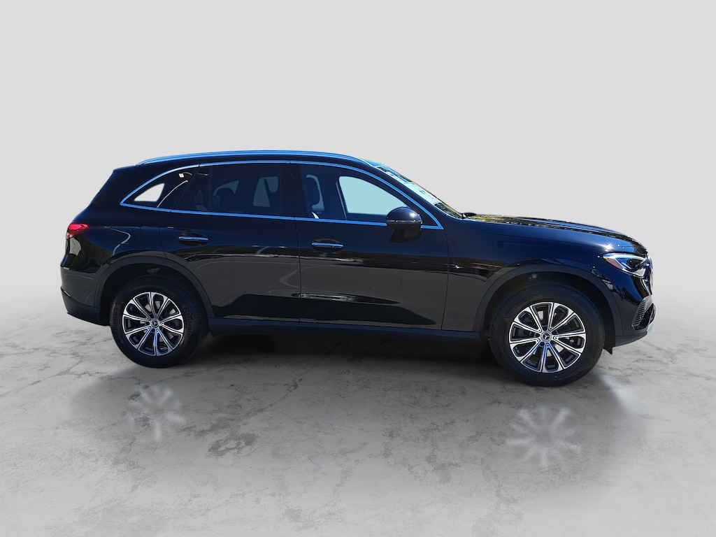 New 2026 Mercedes-Benz GLC 300  SUV