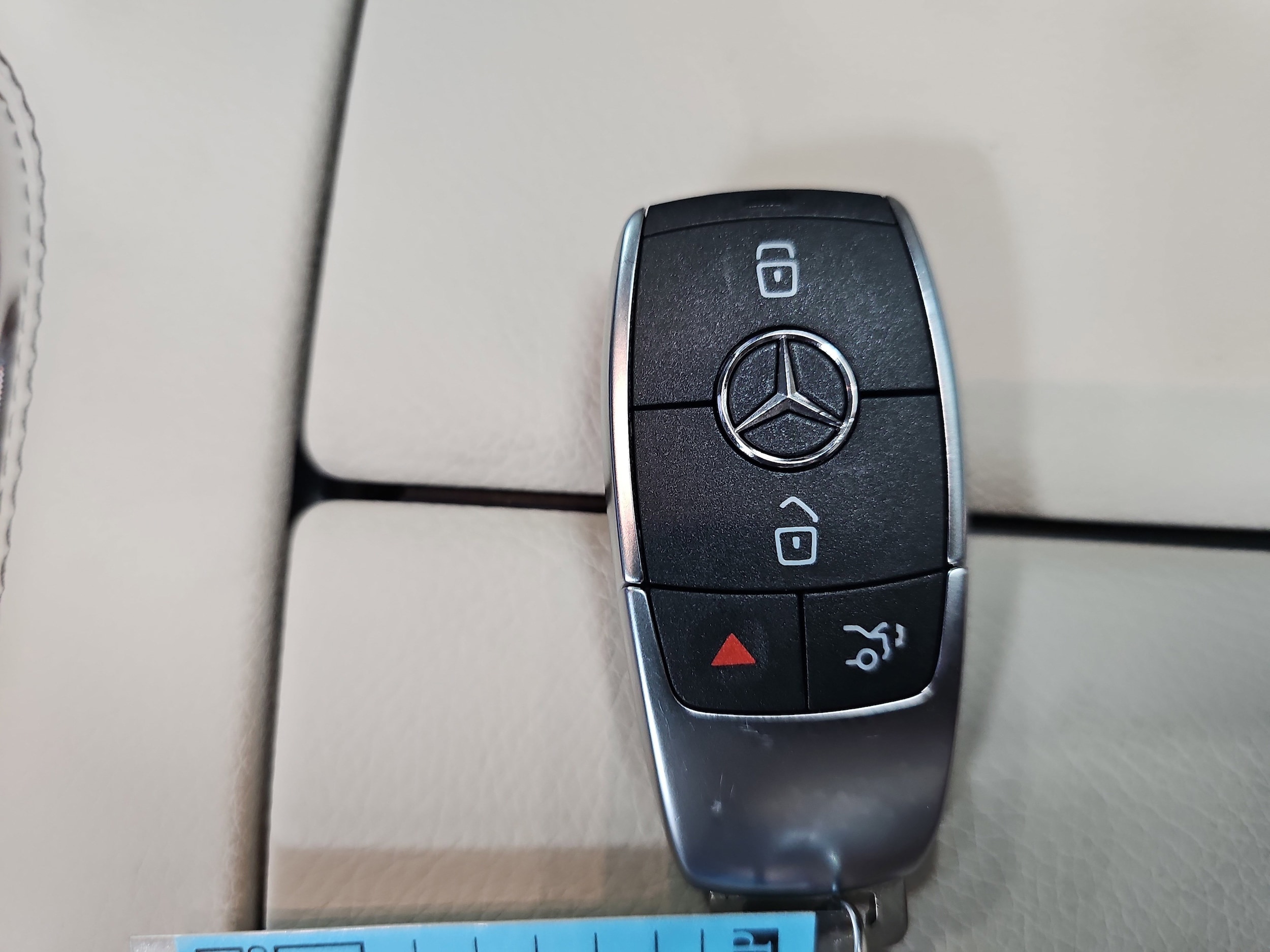 2026 Mercedes-Benz GLS Base - Photo 36