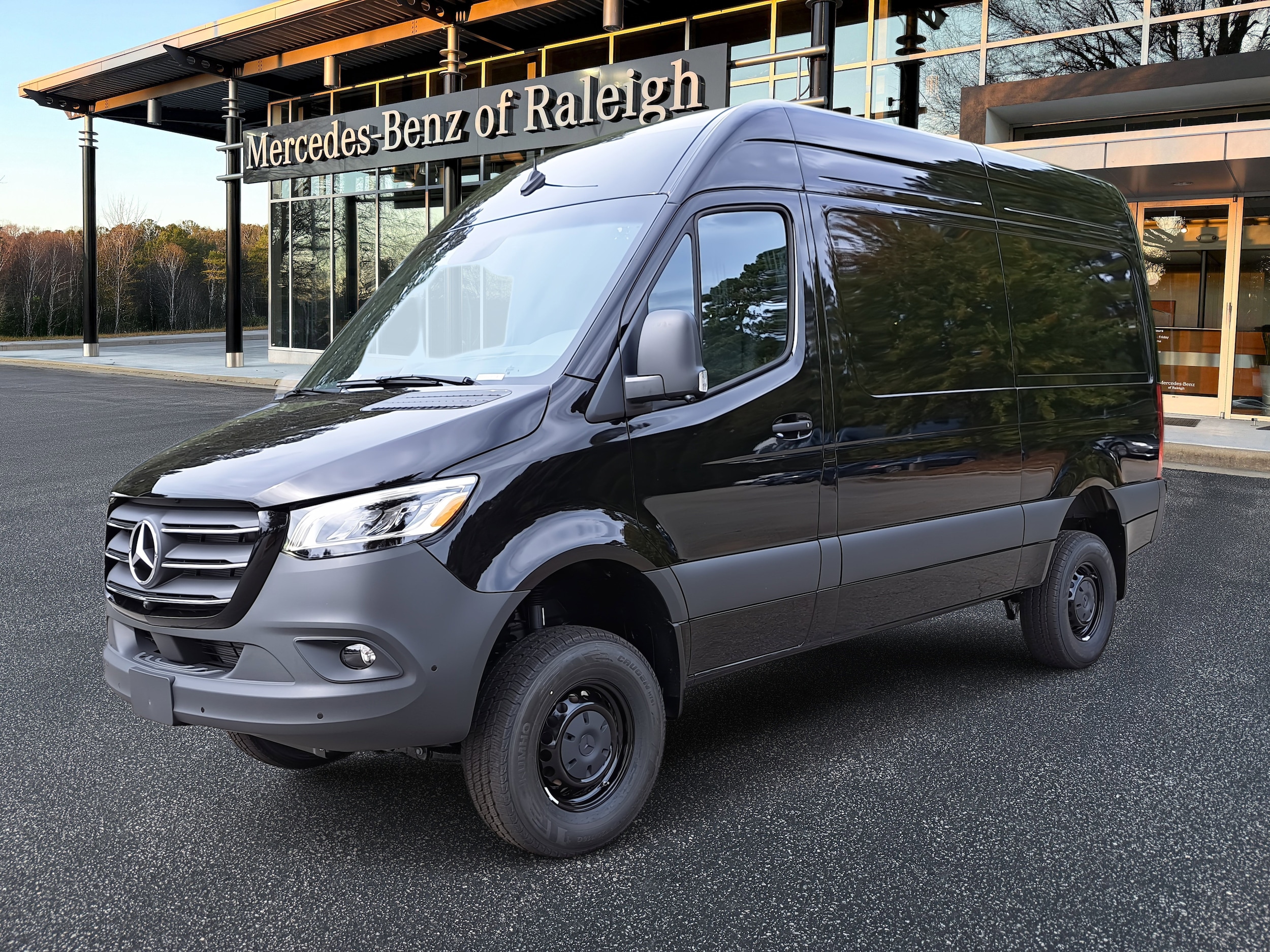 2026 Mercedes-Benz Sprinter Cargo Van Base's photo