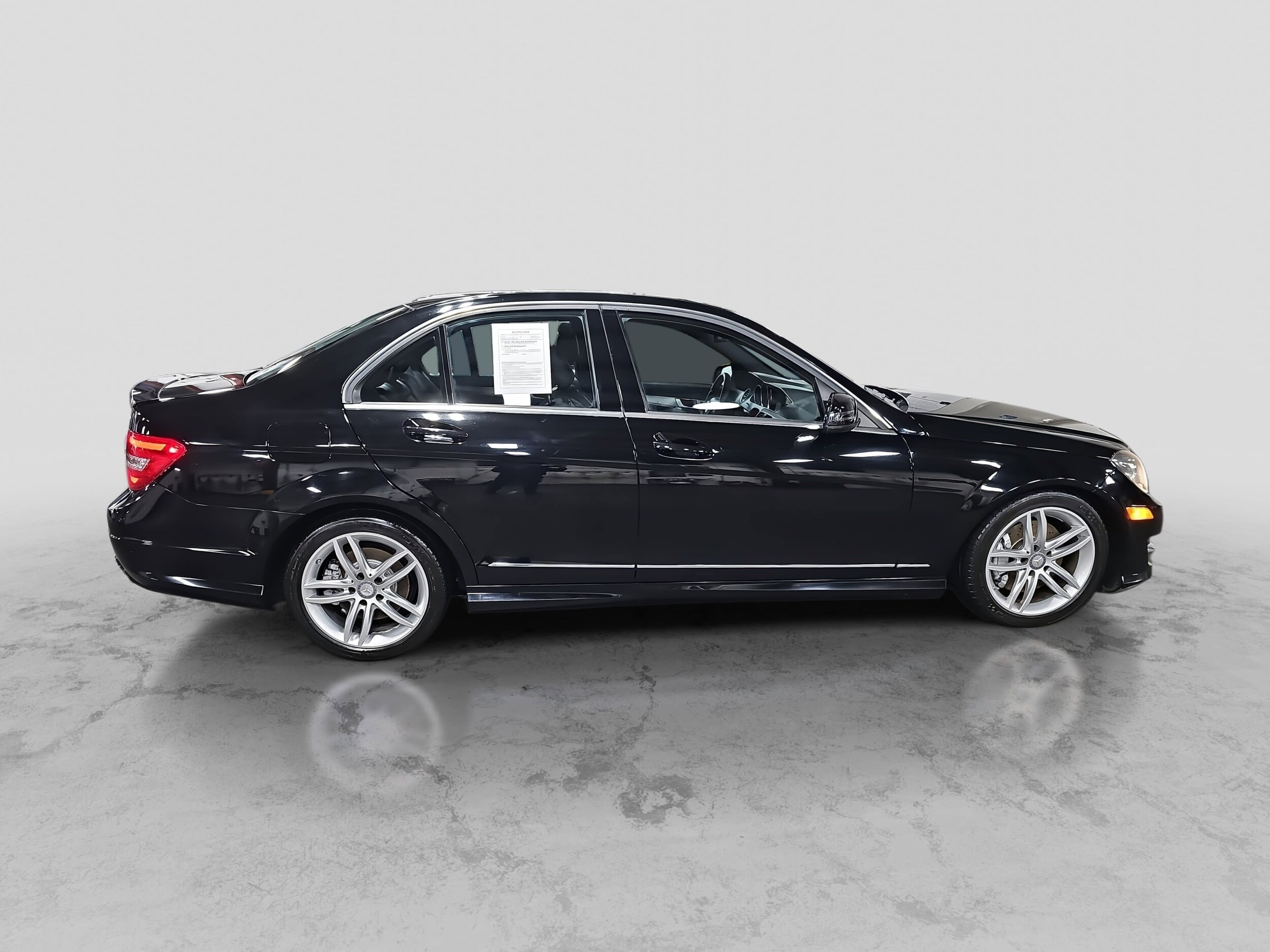 2013 Mercedes Benz C 300 photo 2