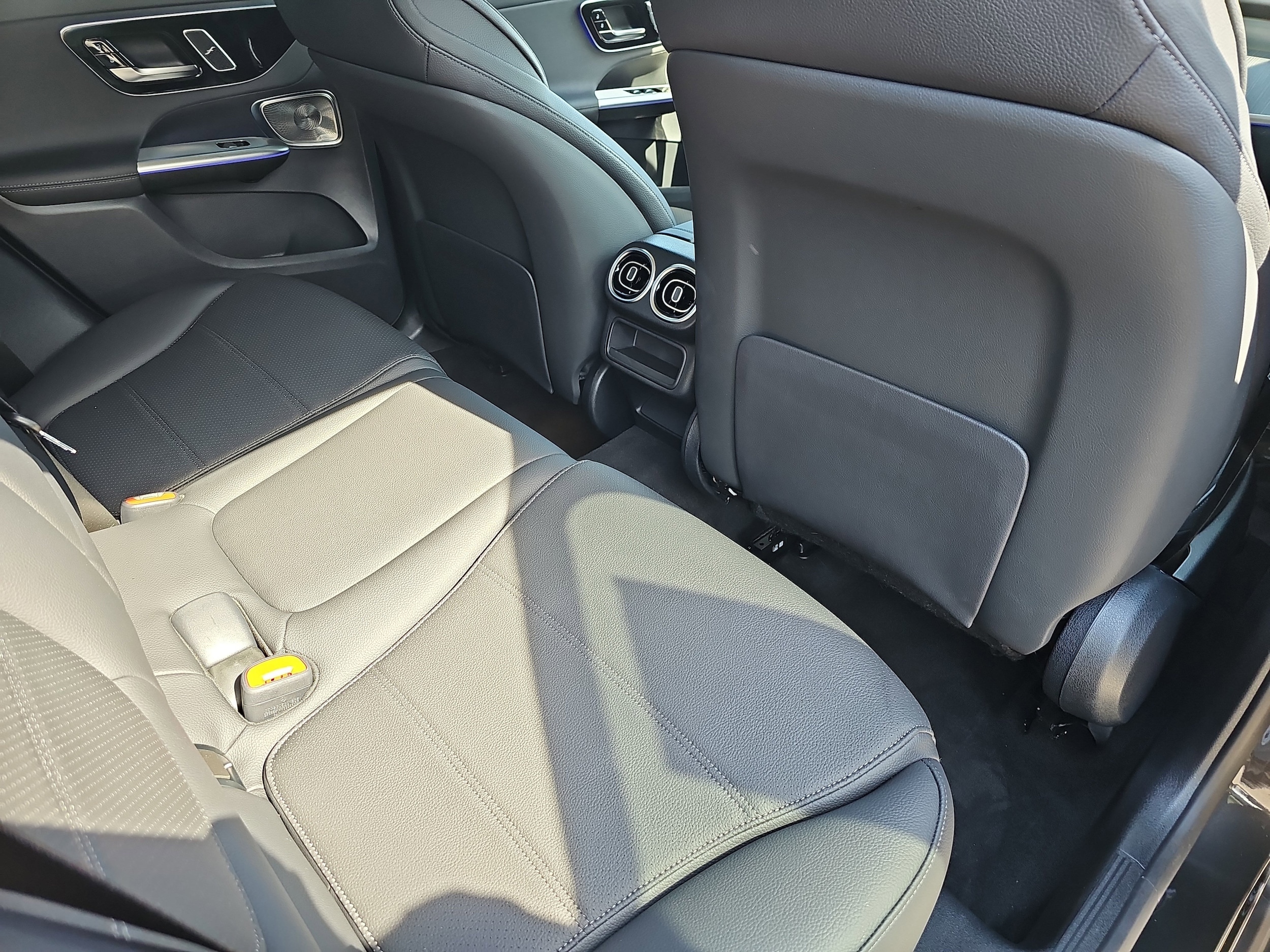 2026 Mercedes-Benz GLC Base - Photo 12