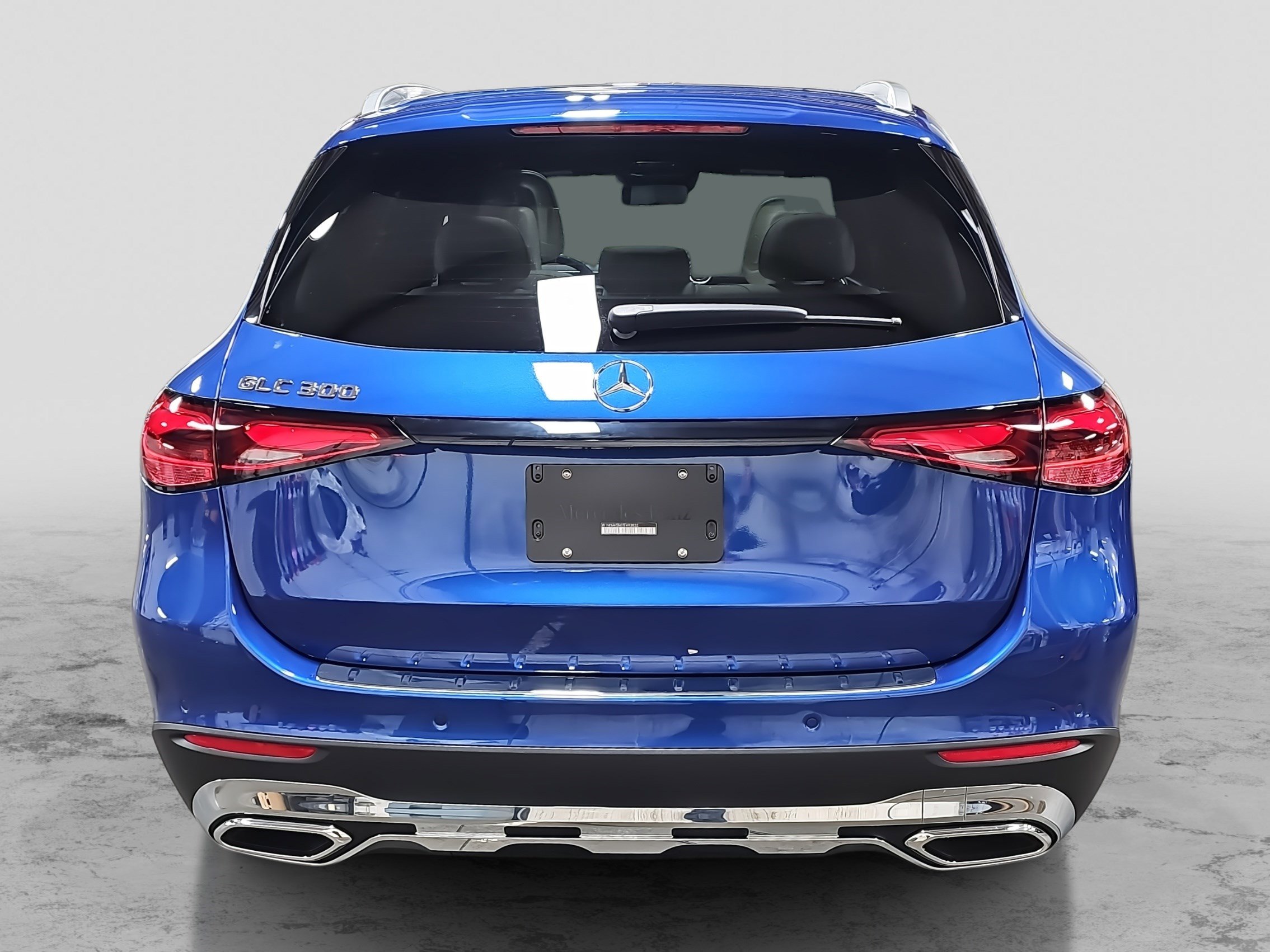 2026 Mercedes Benz GLC 300 photo 4