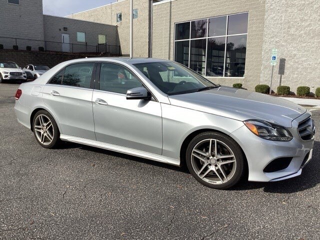 2014 Mercedes Benz E 350 4MATIC photo 2
