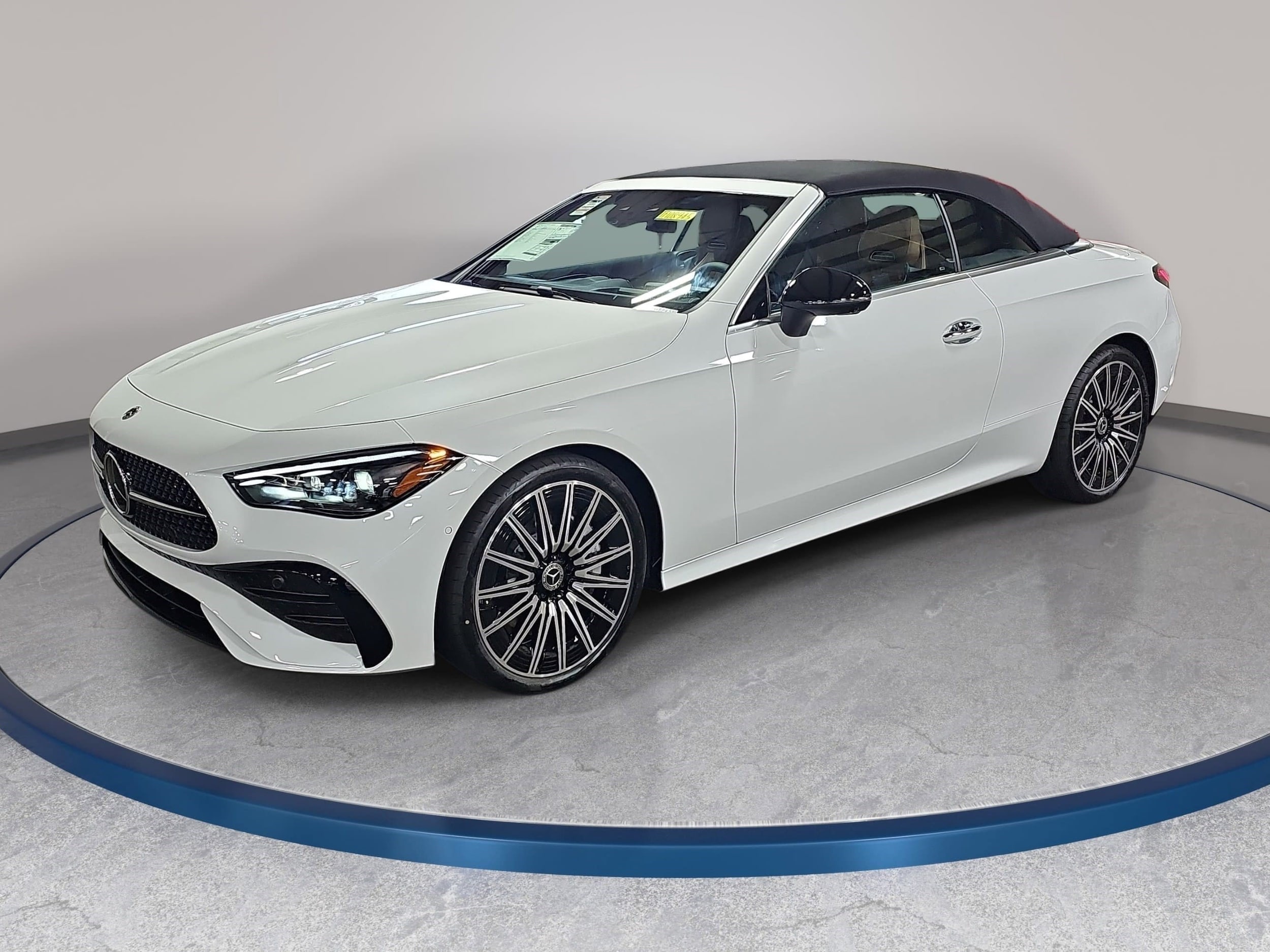 2026 Mercedes-Benz CLE CLE 450 4Matic Cabriolet's photo