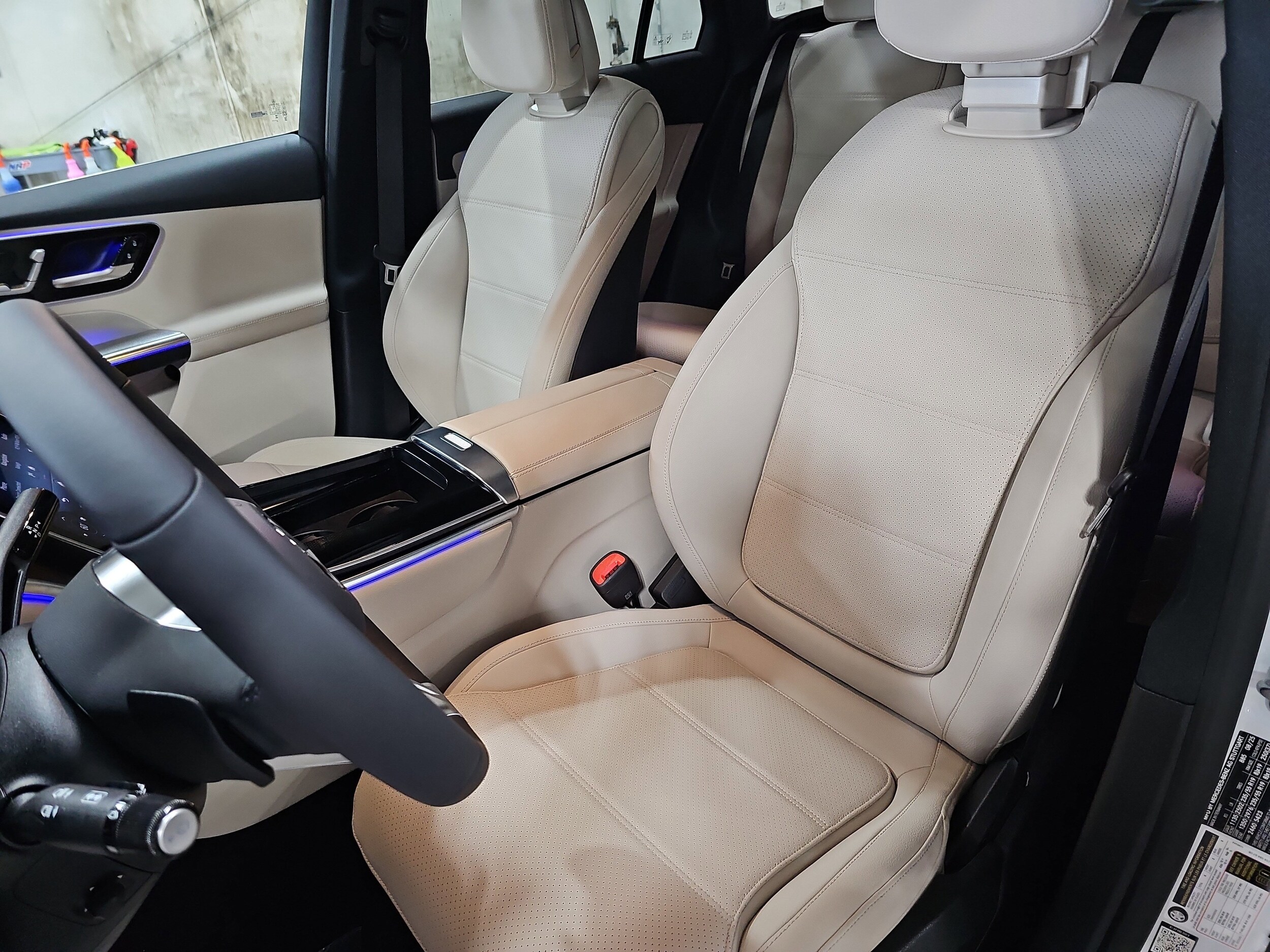 2026 Mercedes-Benz GLC Base - Photo 17