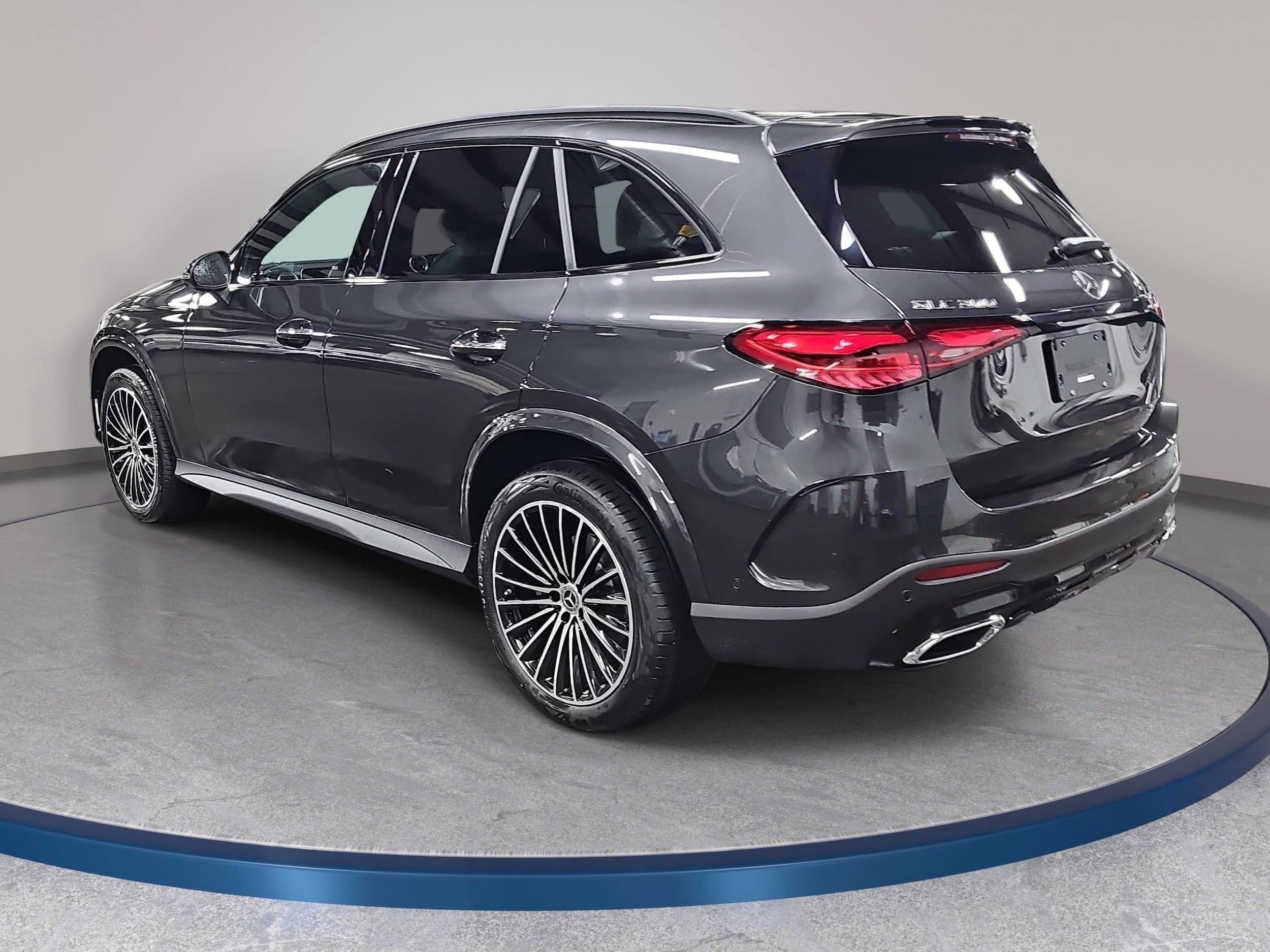 2026 Mercedes-Benz GLC Base - Photo 6