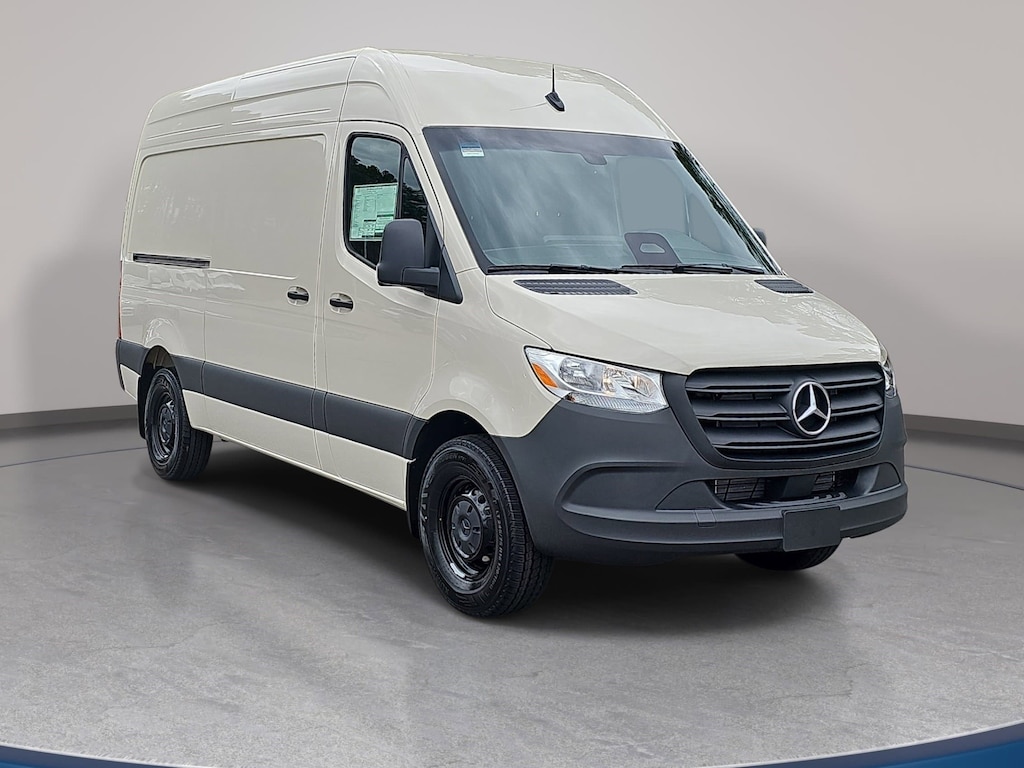 New 2026 Mercedes-Benz Sprinter 2500 Standard Roof 4-Cyl Diesel