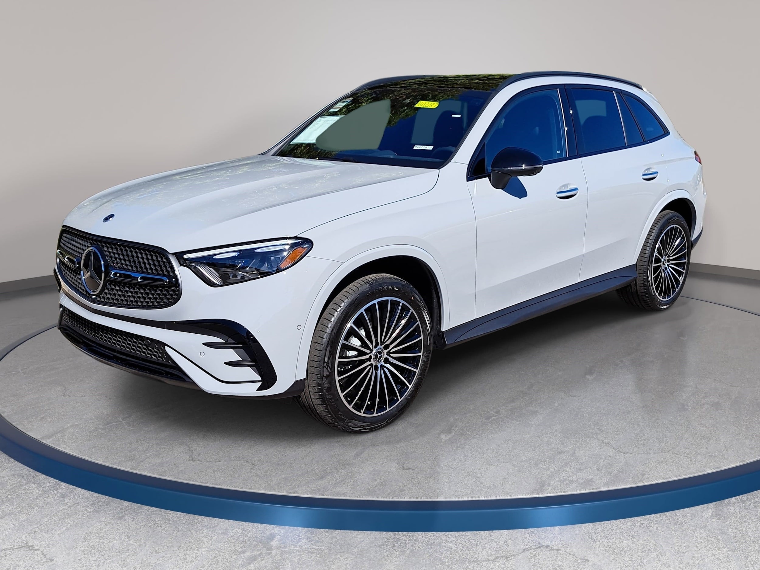 2026 Mercedes-Benz GLC