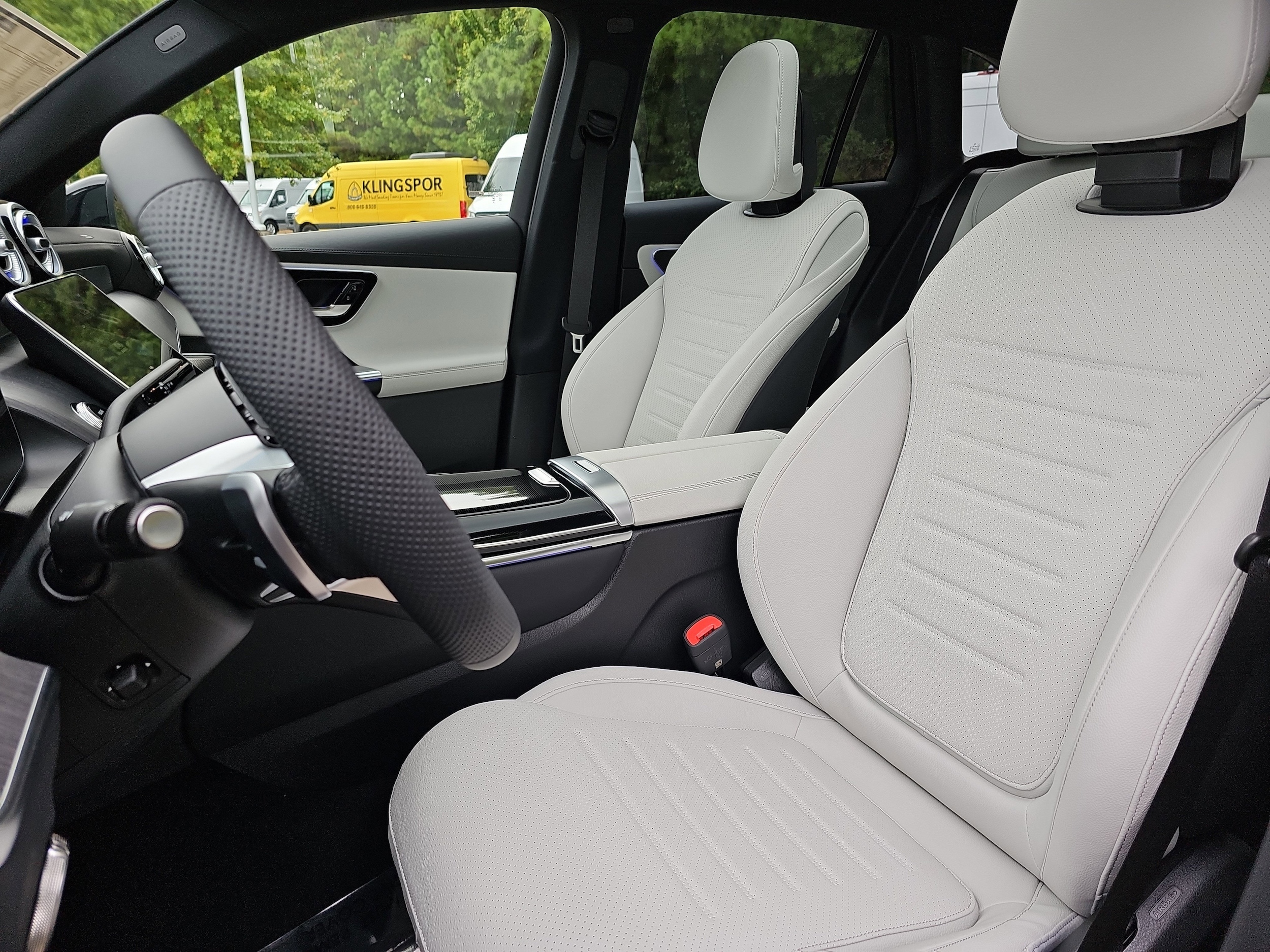 2026 Mercedes-Benz GLC Base - Photo 16