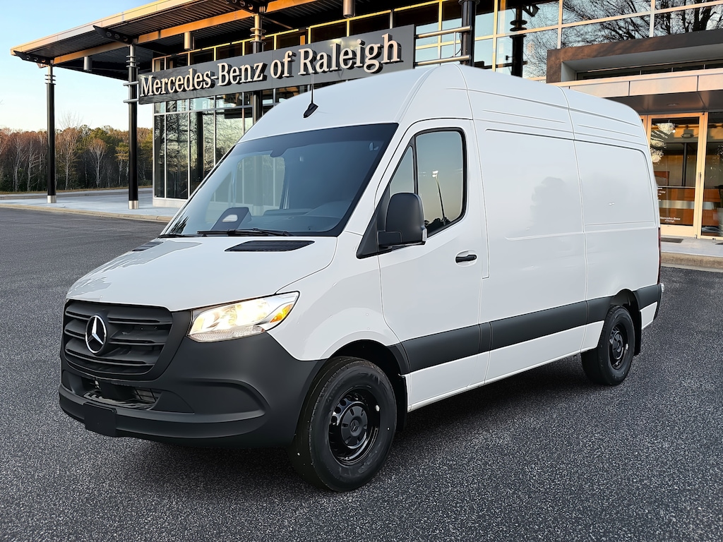 New 2025 Mercedes-Benz Sprinter 2500 Standard Roof 4-Cyl Diesel Van Cargo Van