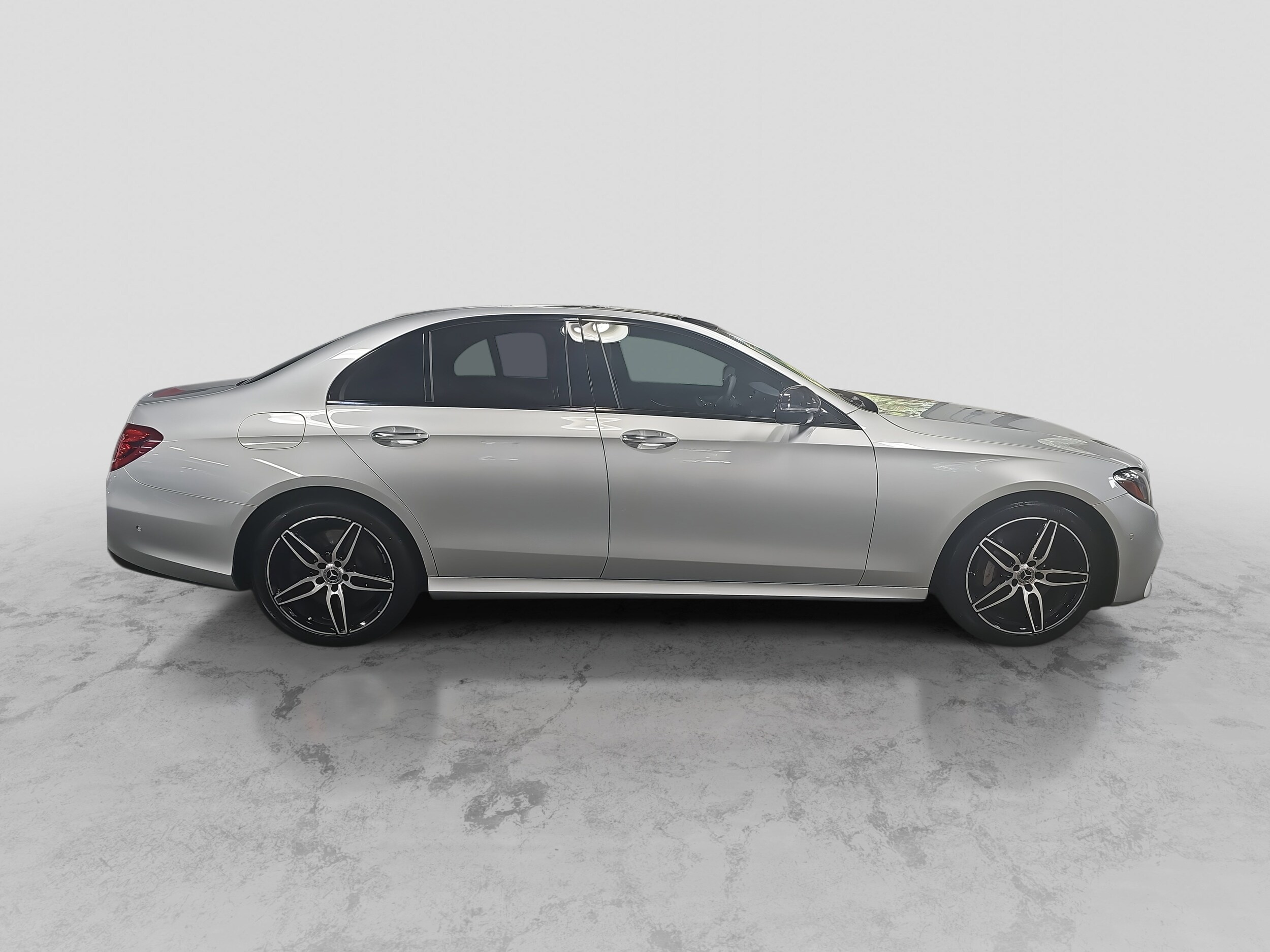 2020 Mercedes Benz E 450 4MATIC Sedan photo 3