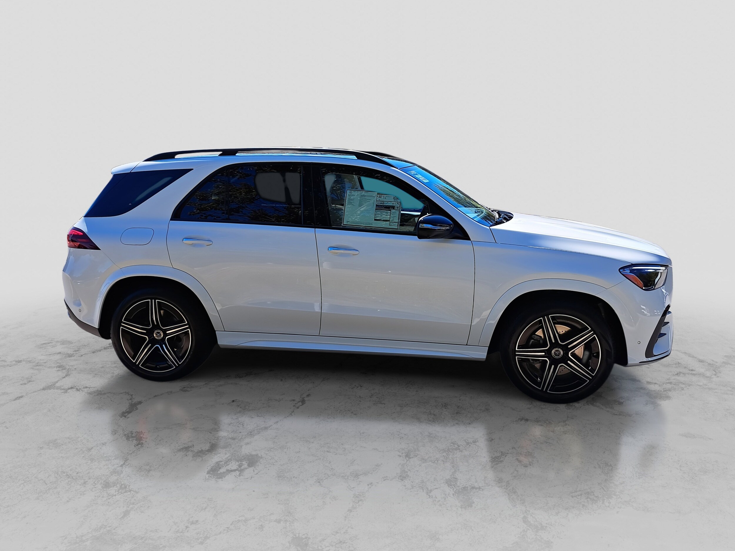 2026 Mercedes Benz GLE 350 4MATIC photo 4