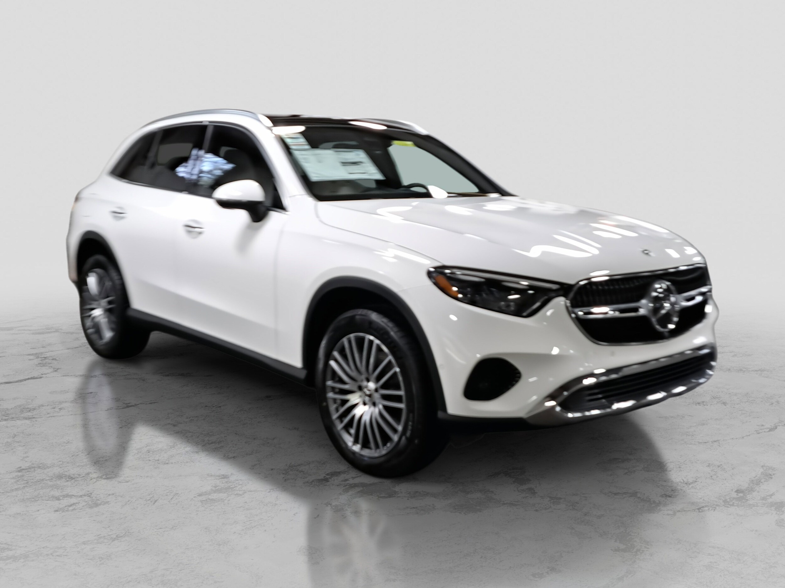 2026 Mercedes Benz GLC 300 photo 3