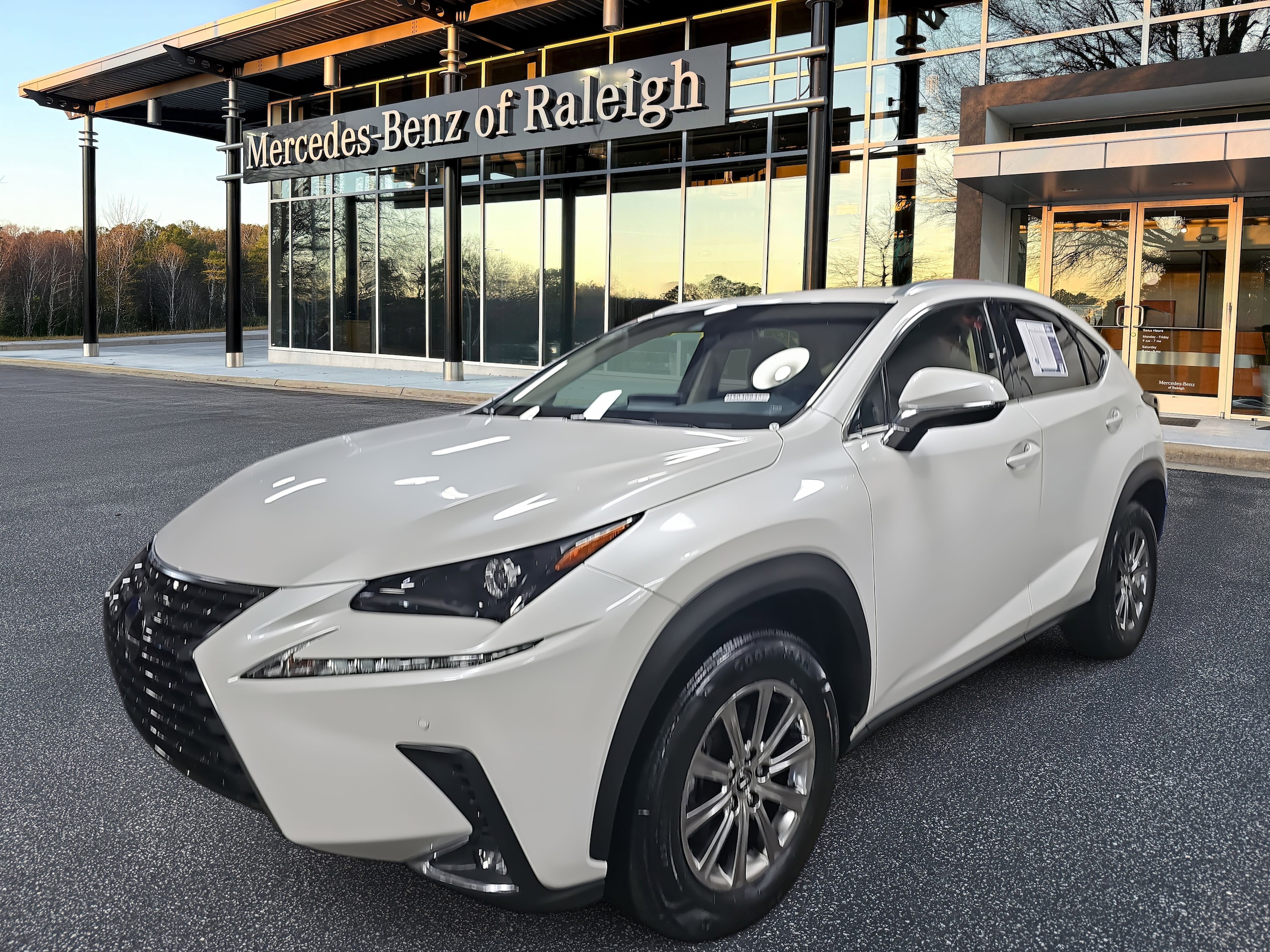 2021 Lexus NX 300's photo