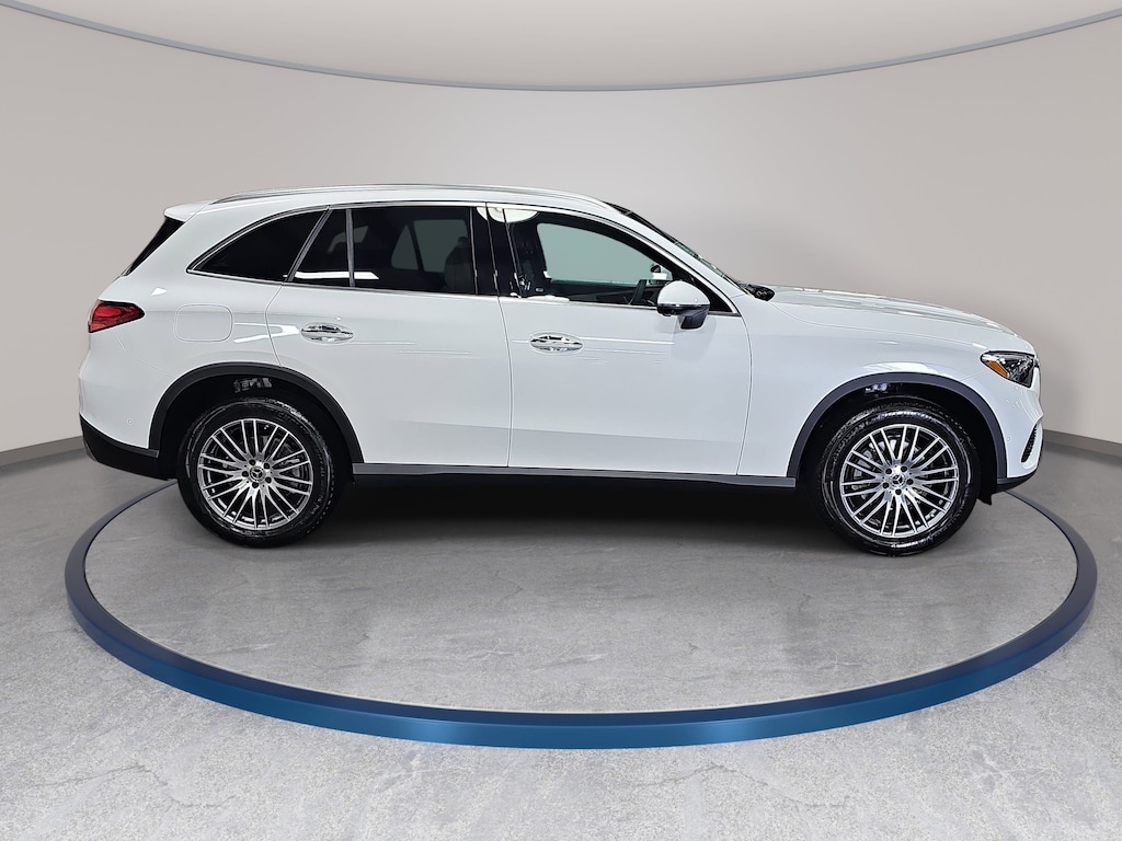 New 2026 Mercedes-Benz GLC 300 SUV
