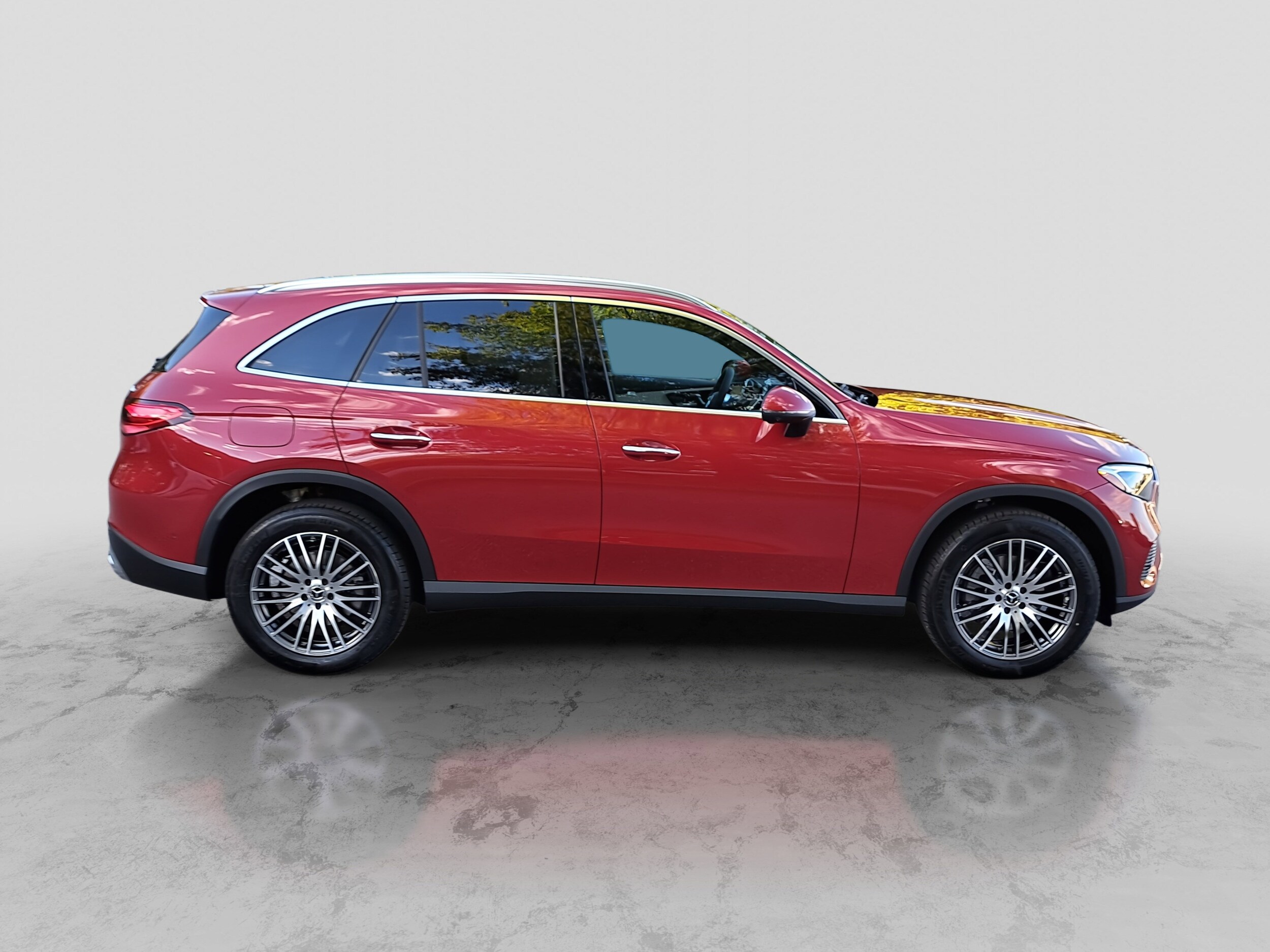 2026 Mercedes Benz GLC 300 4MATIC photo 2