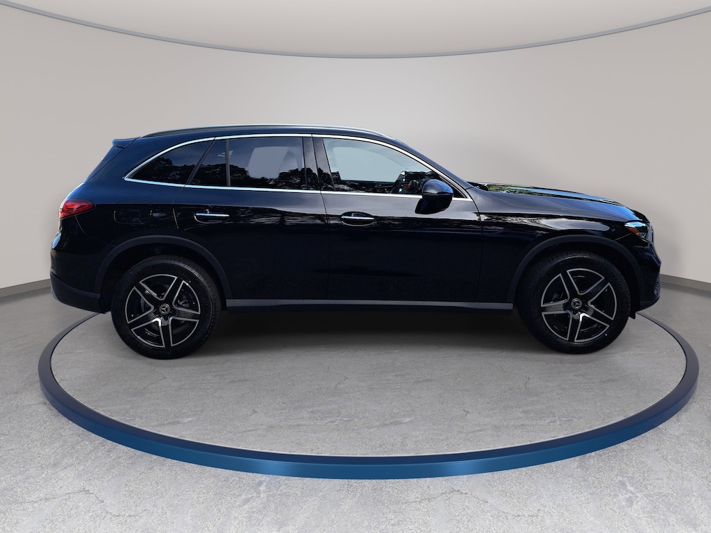 New 2026 Mercedes-Benz GLC 300 4MATIC SUV