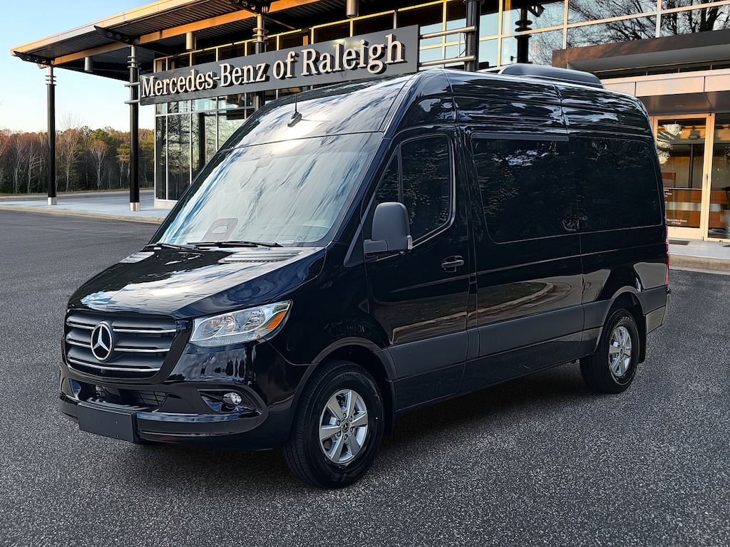 New 2025 Mercedes-Benz Sprinter 2500 Standard Roof 4-Cyl Diesel HO Van Passenger Van
