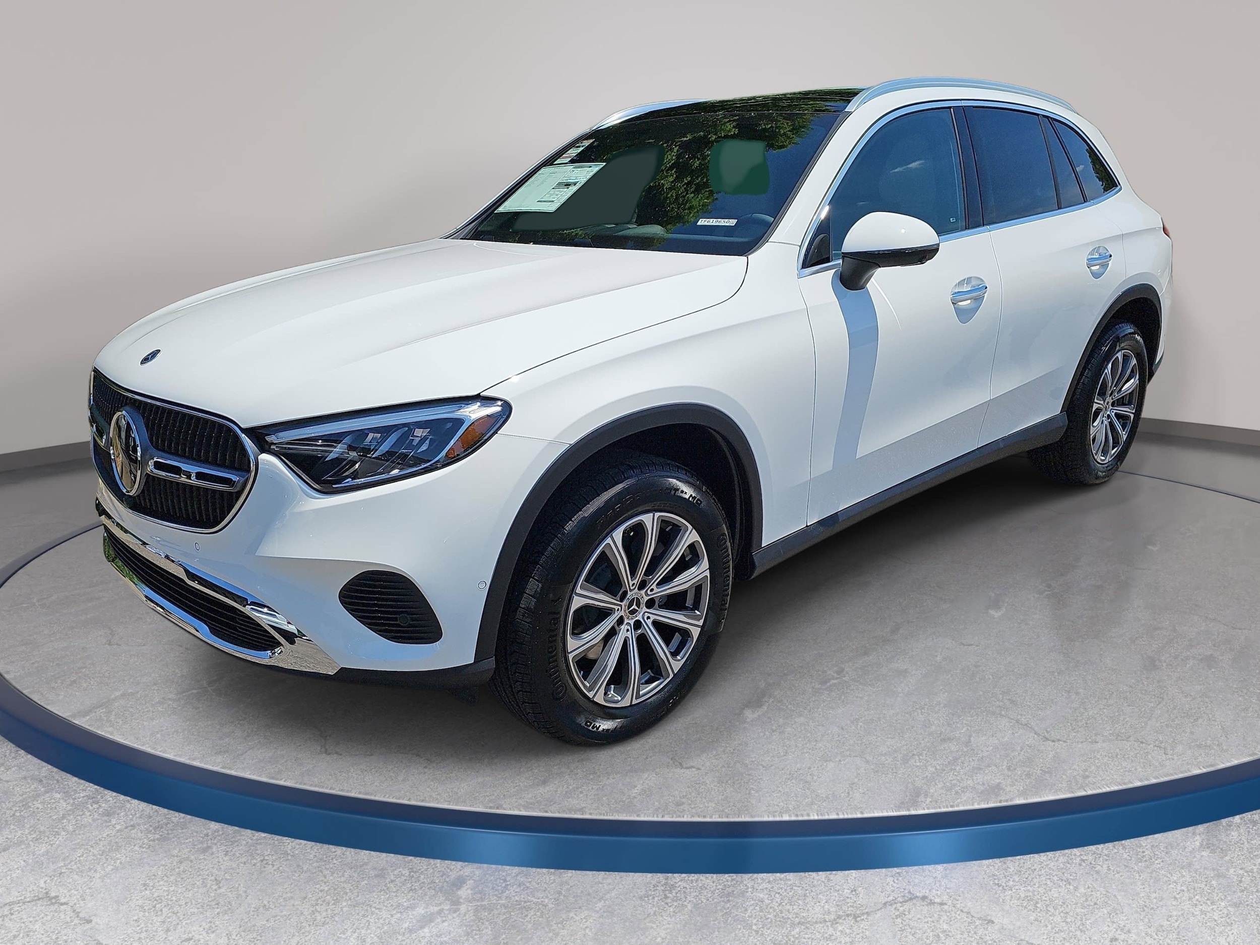 2026 Mercedes-Benz GLC GLC 300 4MATIC's photo