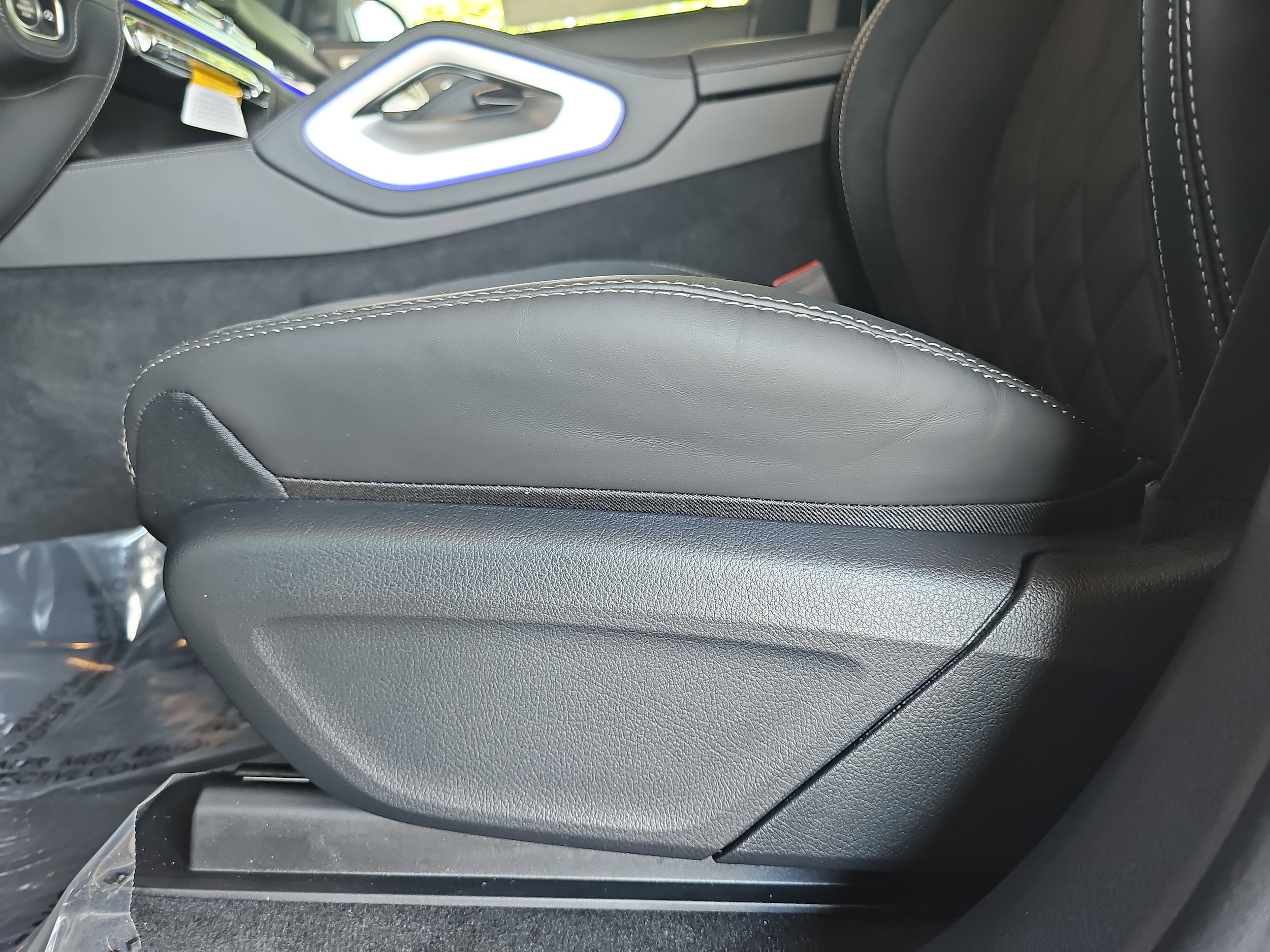 2026 Mercedes-Benz GLE AMG GLE63 S - Photo 31