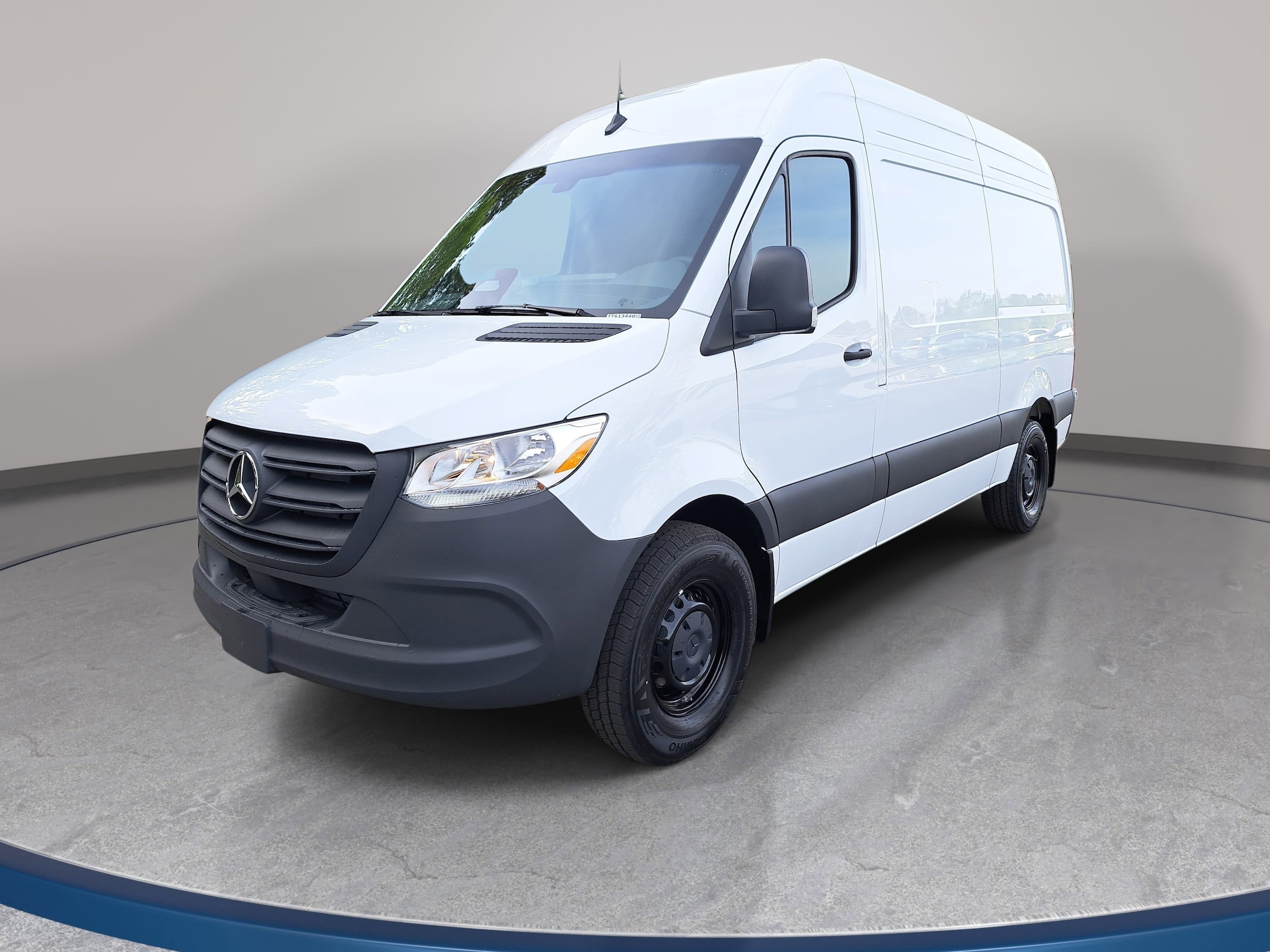 2026 Mercedes-Benz Sprinter 2500 144 WB's photo