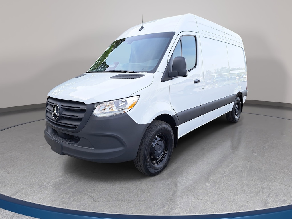New 2026 Mercedes-Benz Sprinter 2500 Standard Roof 4-Cyl Diesel