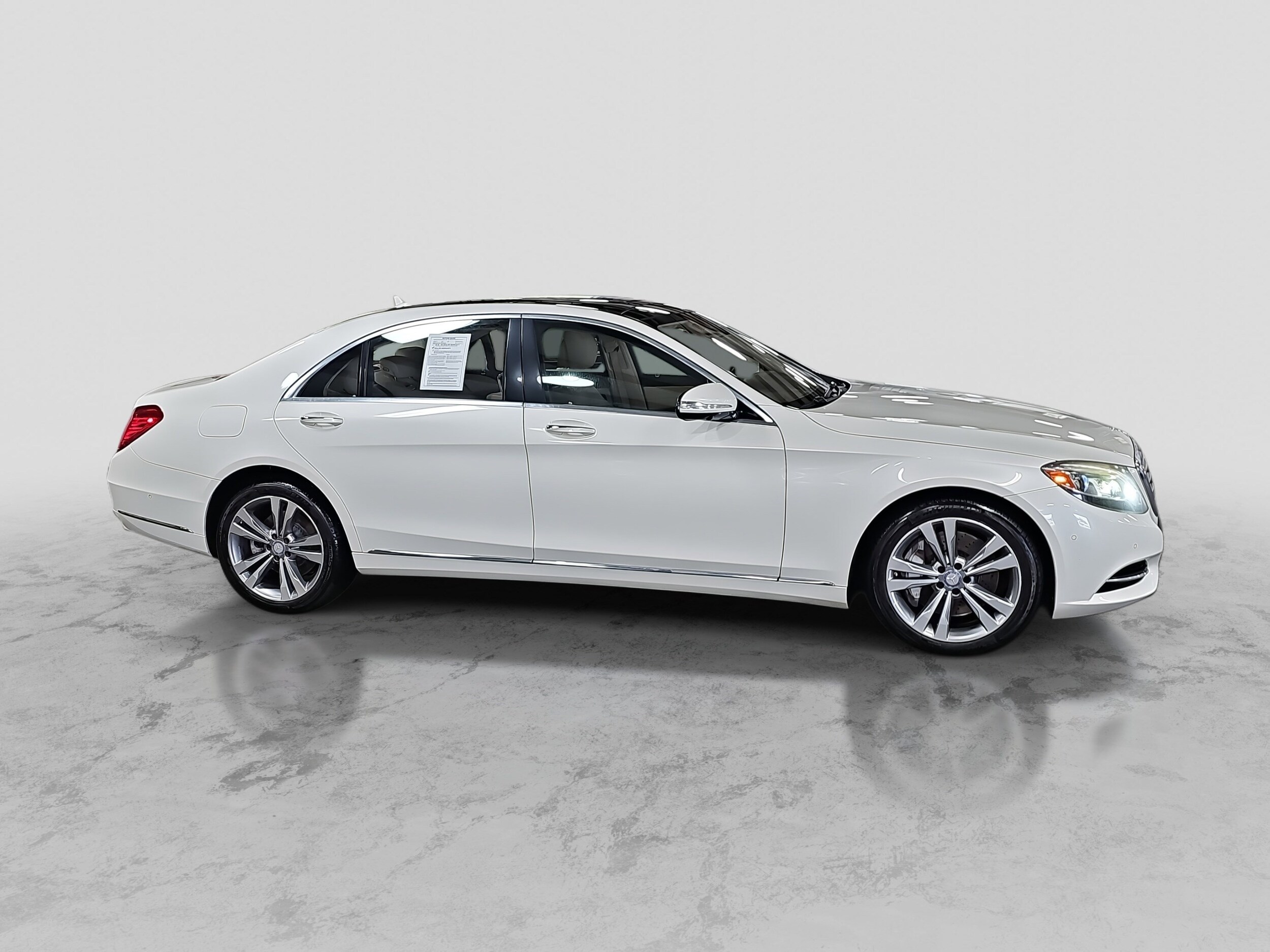 2016 Mercedes Benz S 550 4MATIC photo 2