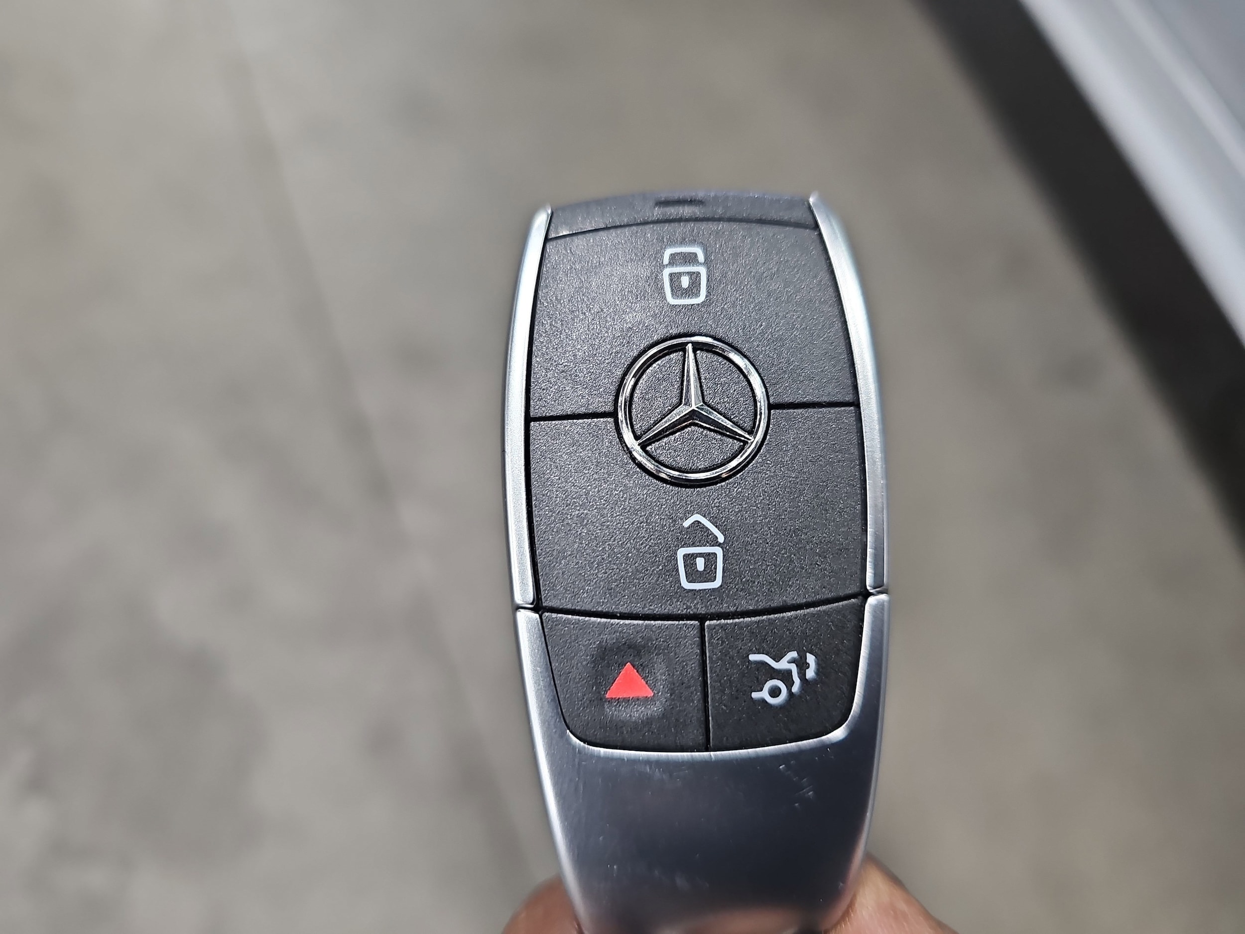 2025 Mercedes-Benz GLE GLE450 - Photo 36
