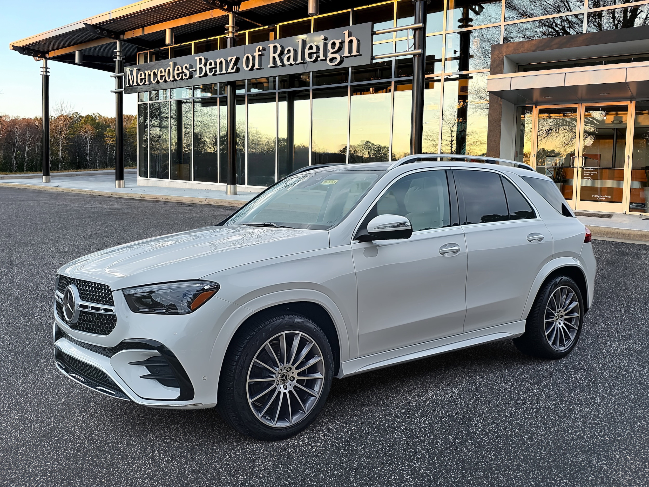 2026 Mercedes-Benz GLE GLE350's photo