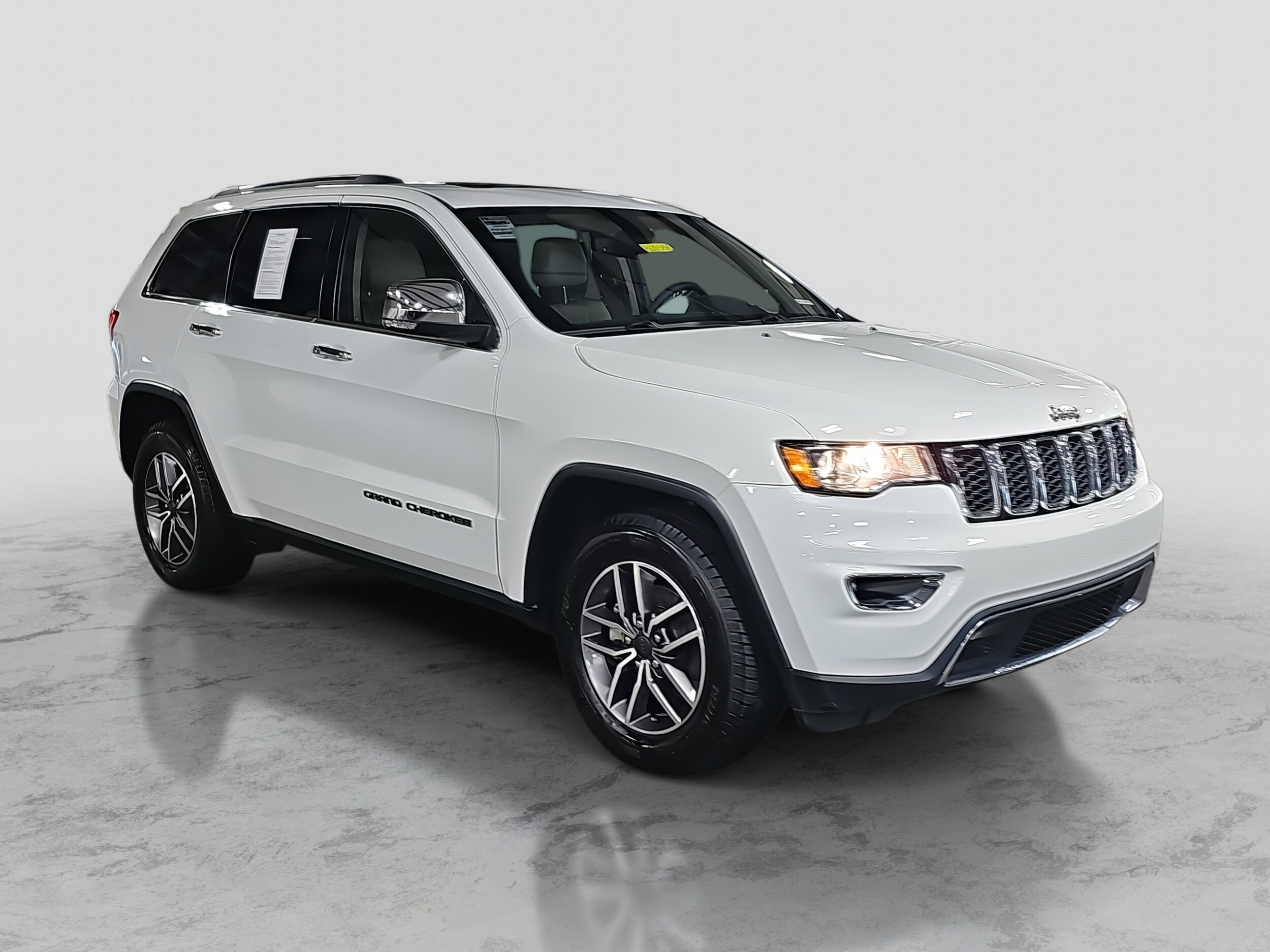 2020 Jeep Grand Cherokee Limited photo 3